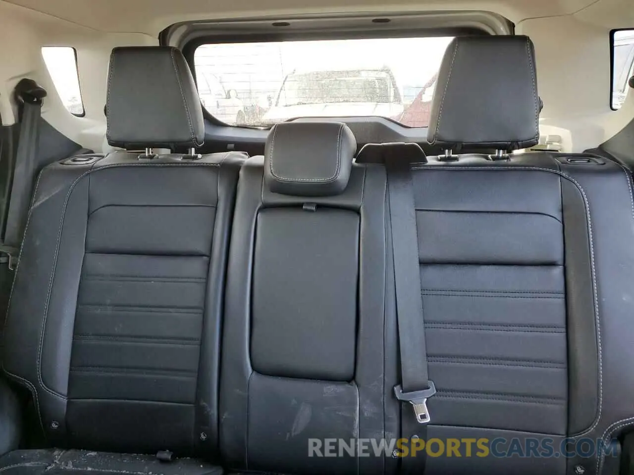 10 fotografías del automóvil dañado MAJ6S3KL6NC459073 FORD ECOSPORT 2022