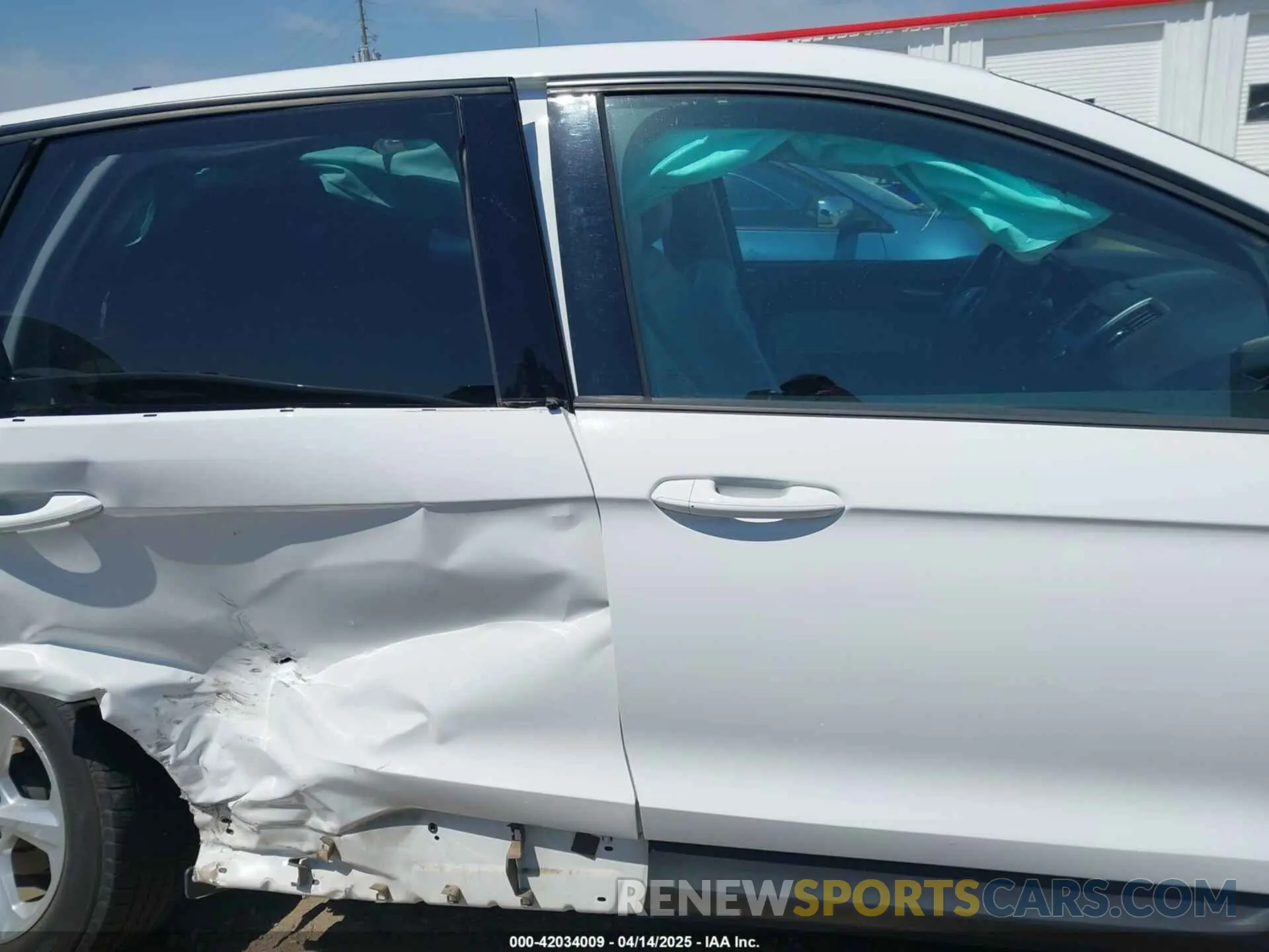 14 fotografías del automóvil dañado 2FMPK3G91KBC27869 FORD EDGE 2019