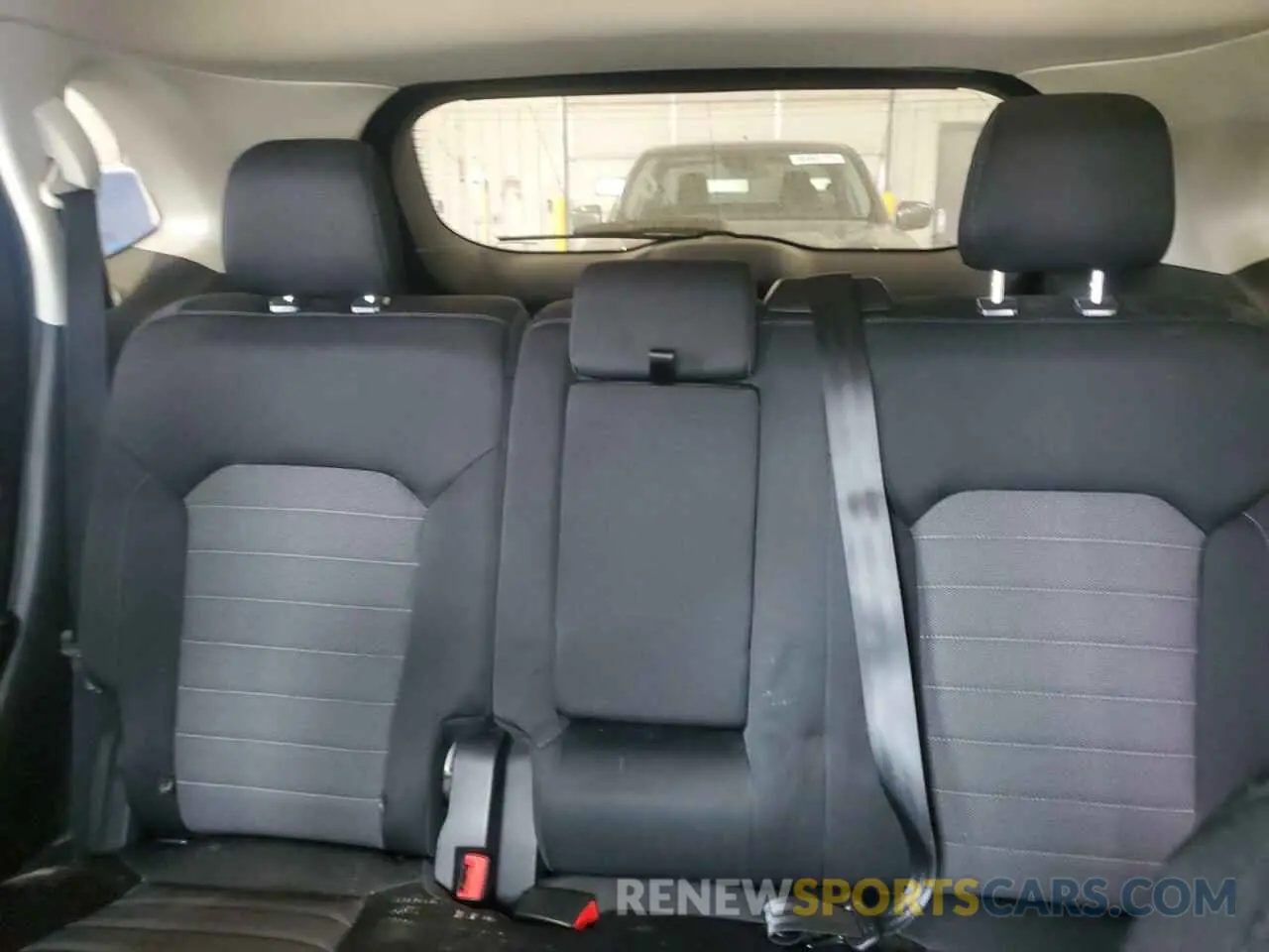 10 fotografías del automóvil dañado 2FMPK3G98KBB77049 FORD EDGE 2019