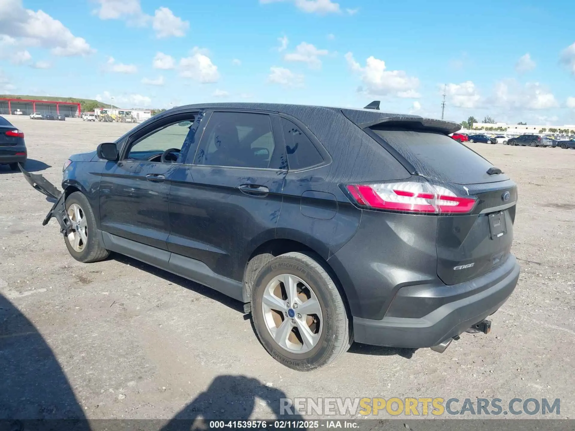 3 fotografías del automóvil dañado 2FMPK3G99KBC15761 FORD EDGE 2019