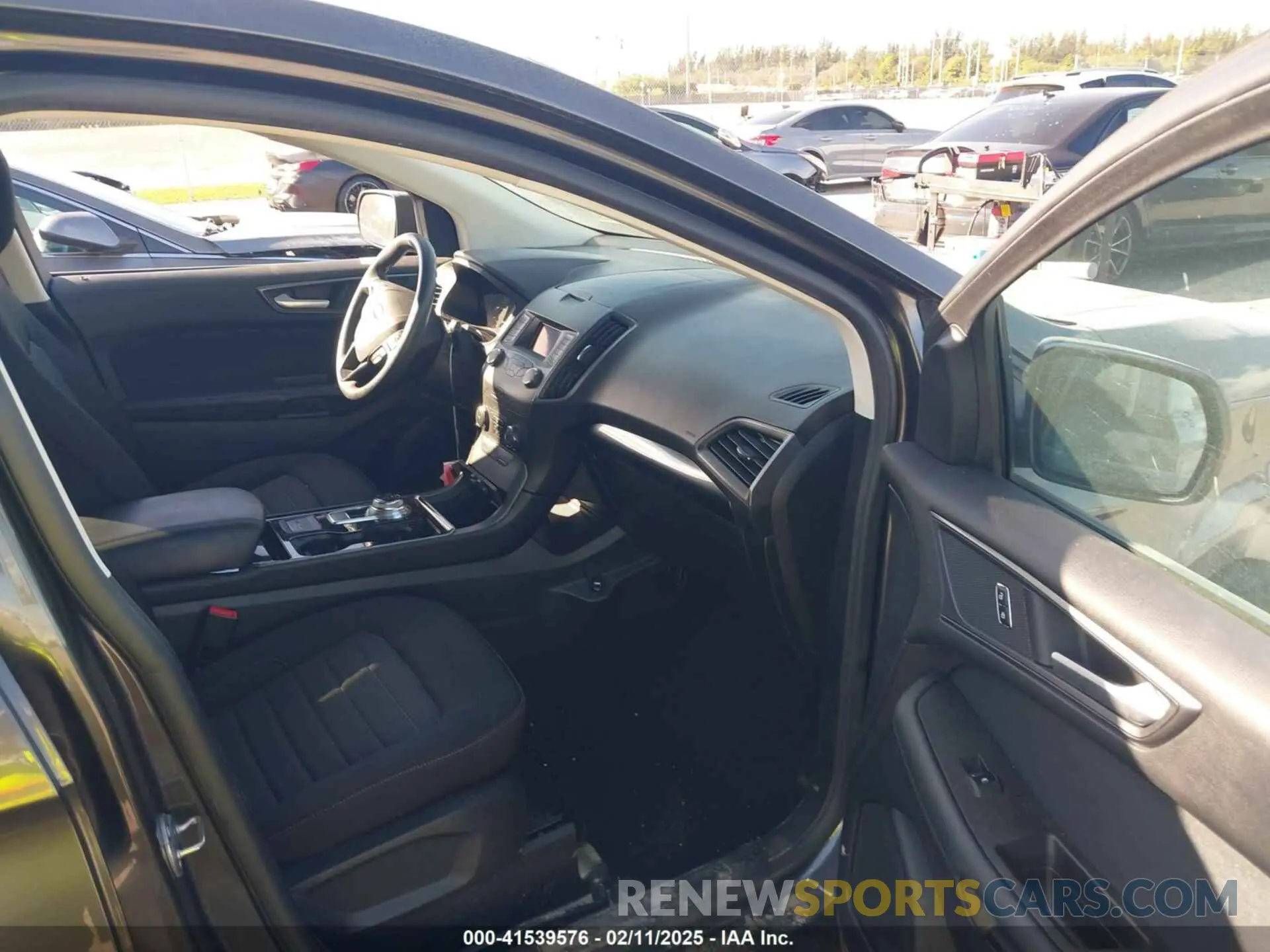 5 fotografías del automóvil dañado 2FMPK3G99KBC15761 FORD EDGE 2019