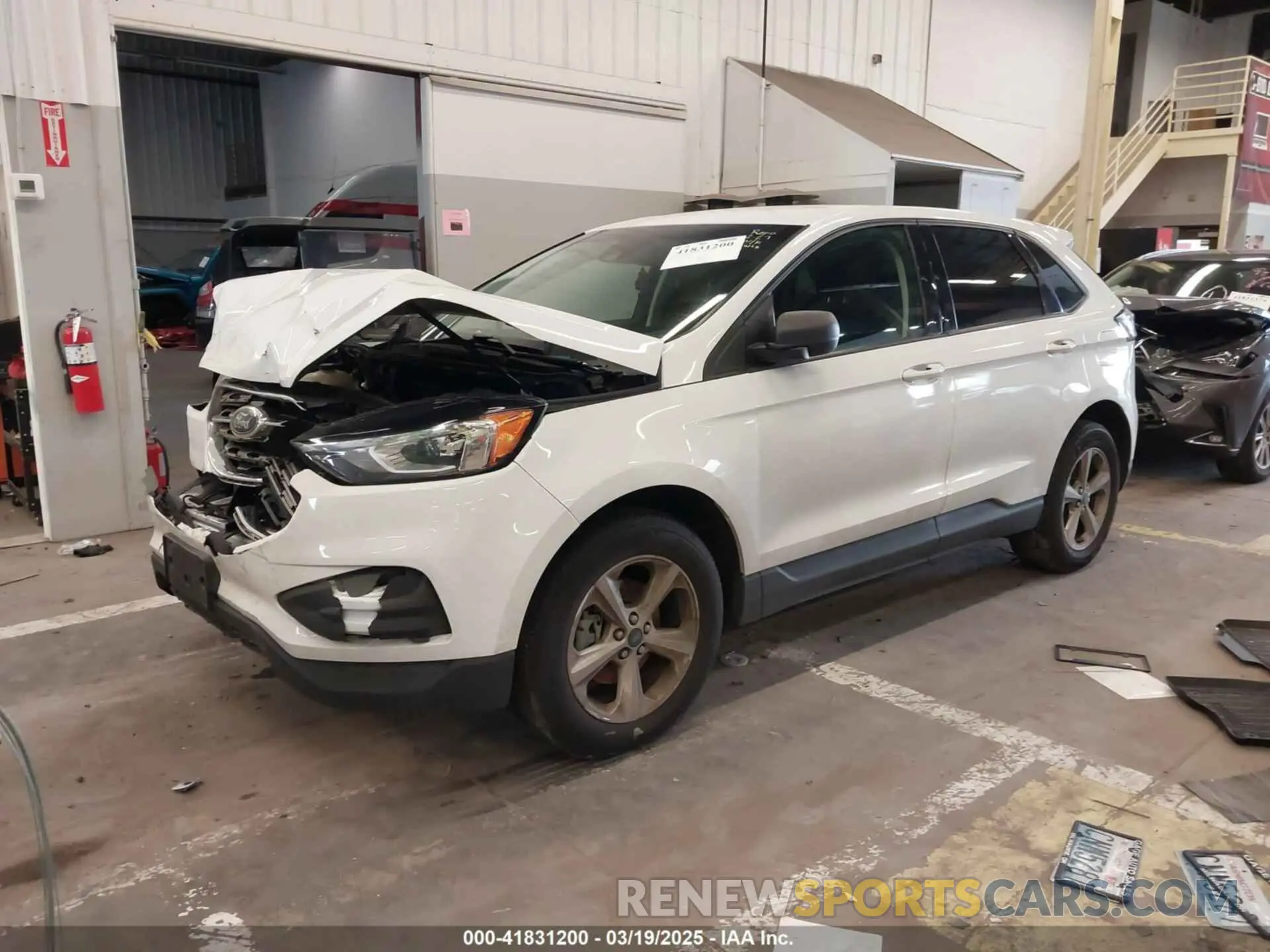 2 fotografías del automóvil dañado 2FMPK3G99KBC24072 FORD EDGE 2019