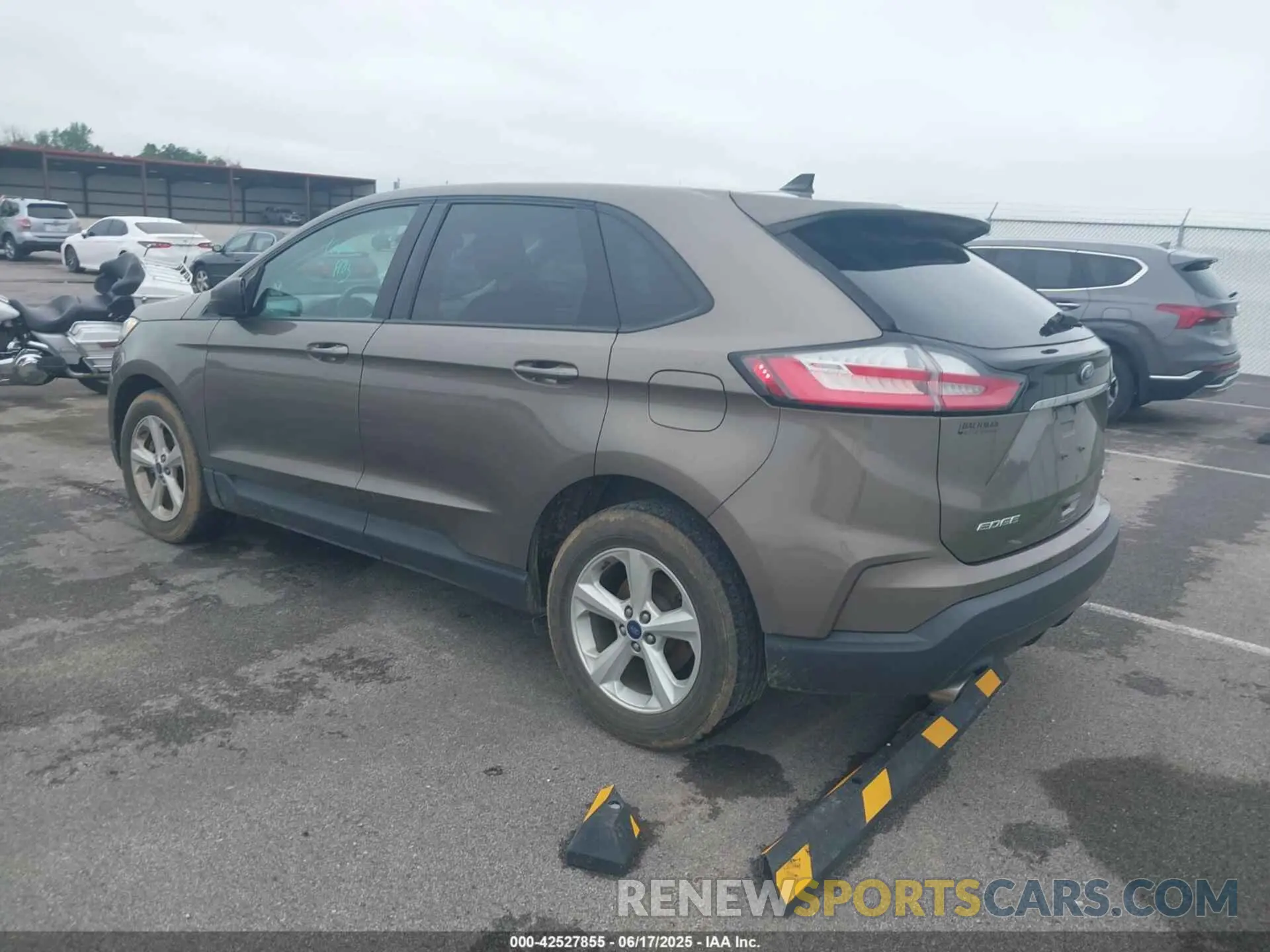 3 fotografías del automóvil dañado 2FMPK3G99KBC51062 FORD EDGE 2019