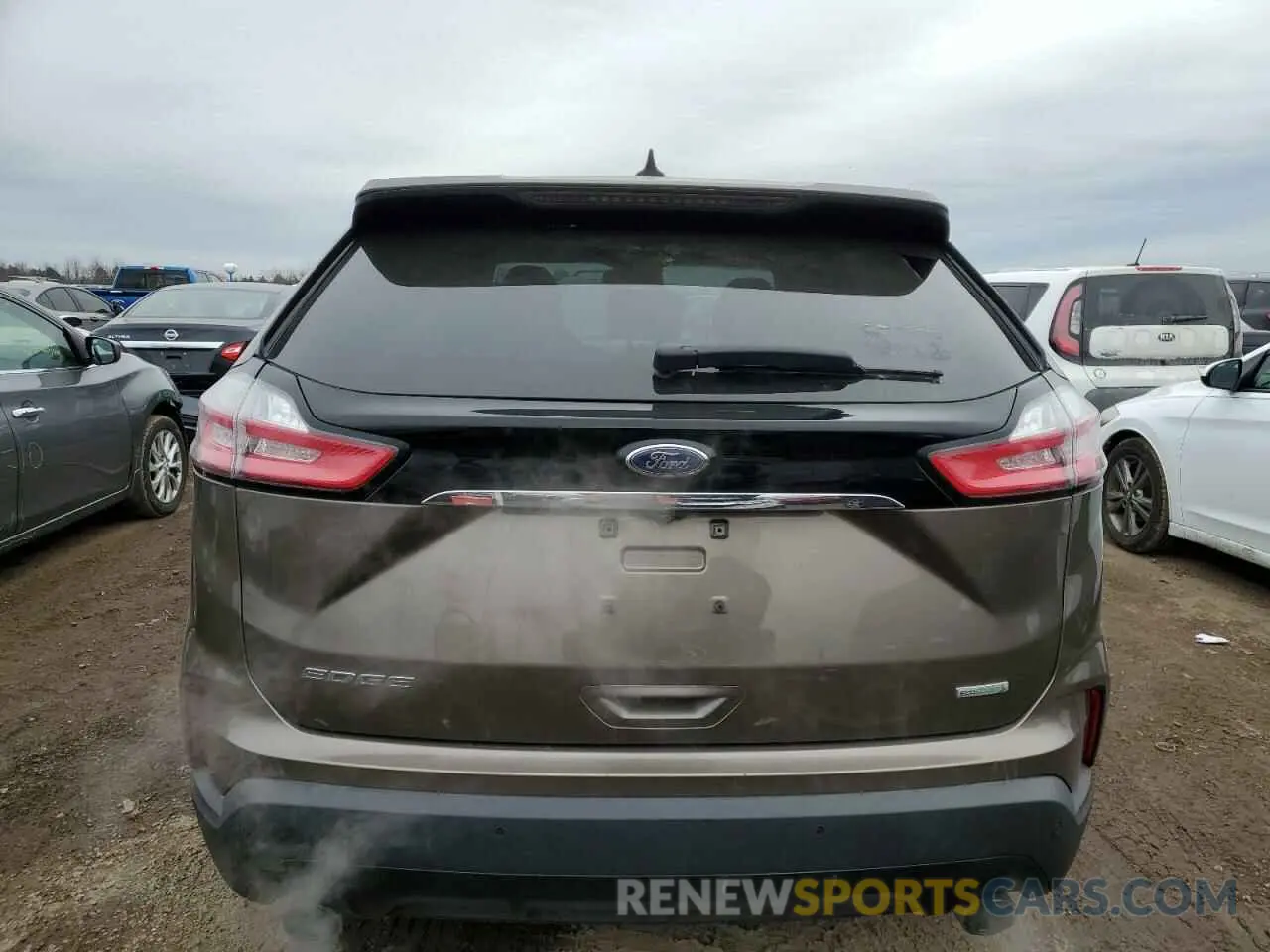 6 fotografías del automóvil dañado 2FMPK3G9XKBC23853 FORD EDGE 2019