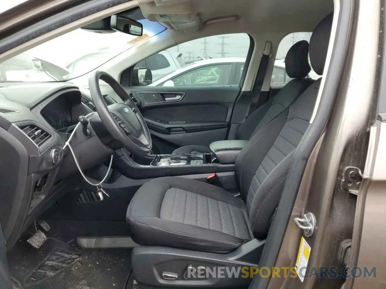7 fotografías del automóvil dañado 2FMPK3G9XKBC23853 FORD EDGE 2019