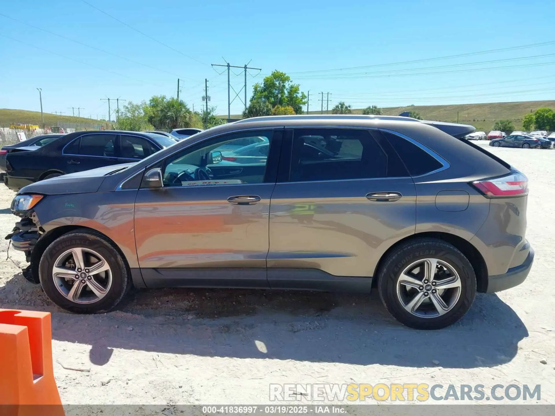 15 fotografías del automóvil dañado 2FMPK3J90KBB67205 FORD EDGE 2019