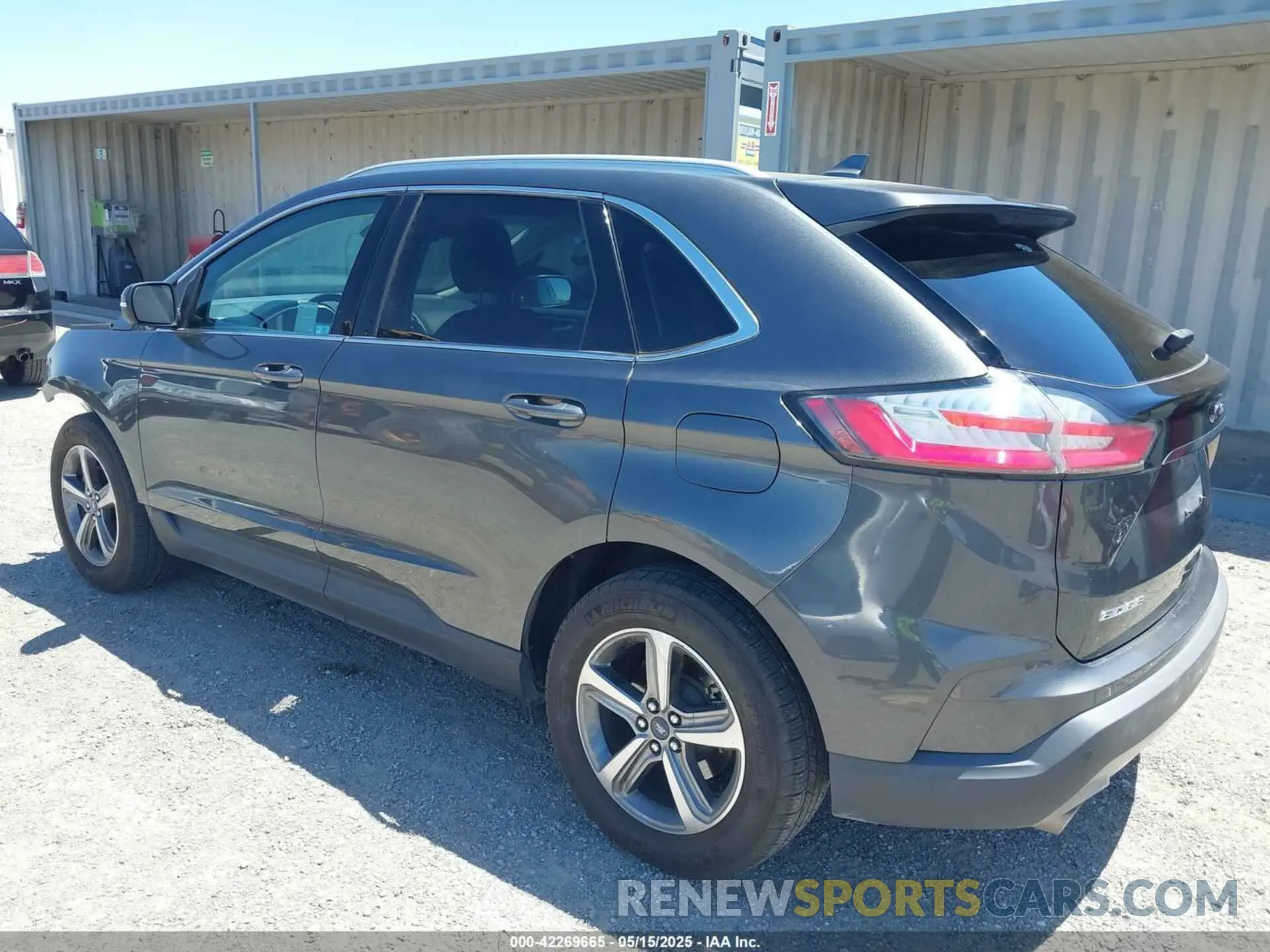 3 fotografías del automóvil dañado 2FMPK3J90KBC63321 FORD EDGE 2019