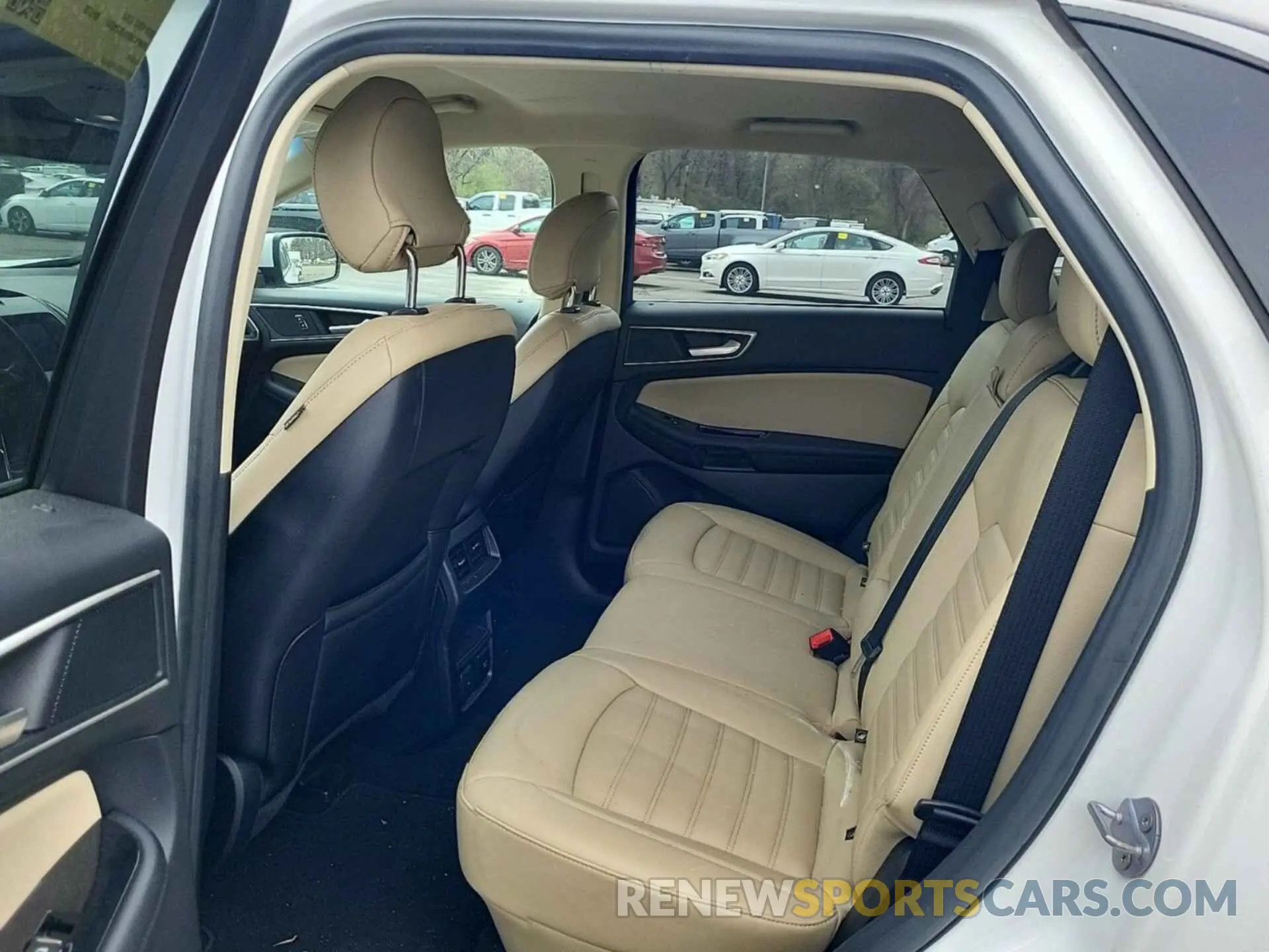 10 fotografías del automóvil dañado 2FMPK3J92KBC28506 FORD EDGE 2019