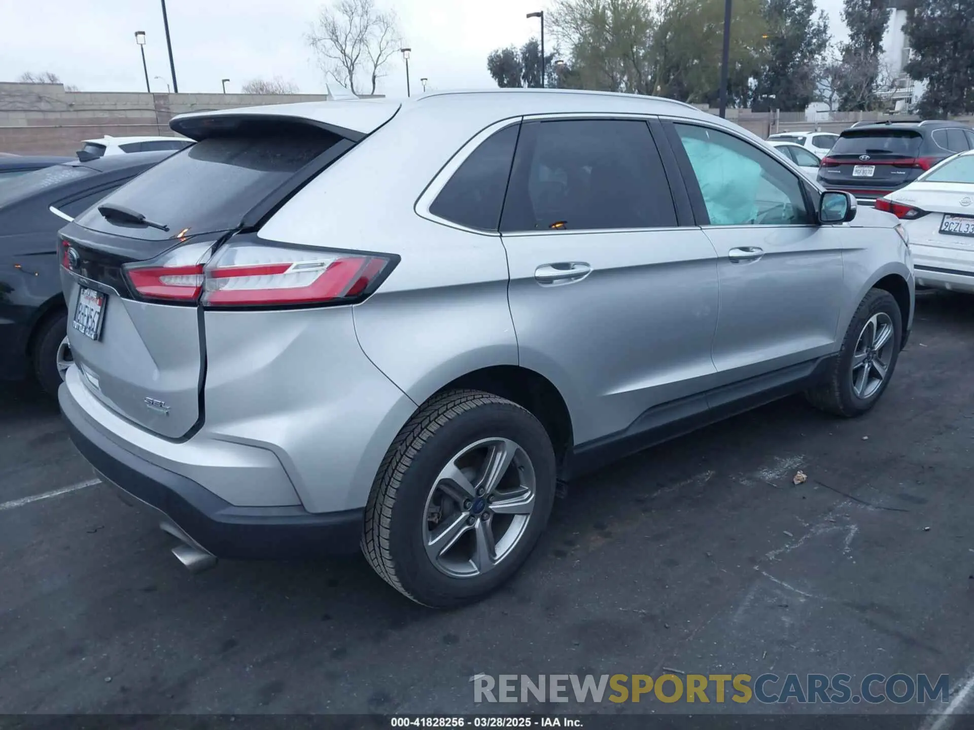 4 fotografías del automóvil dañado 2FMPK3J95KBB52960 FORD EDGE 2019