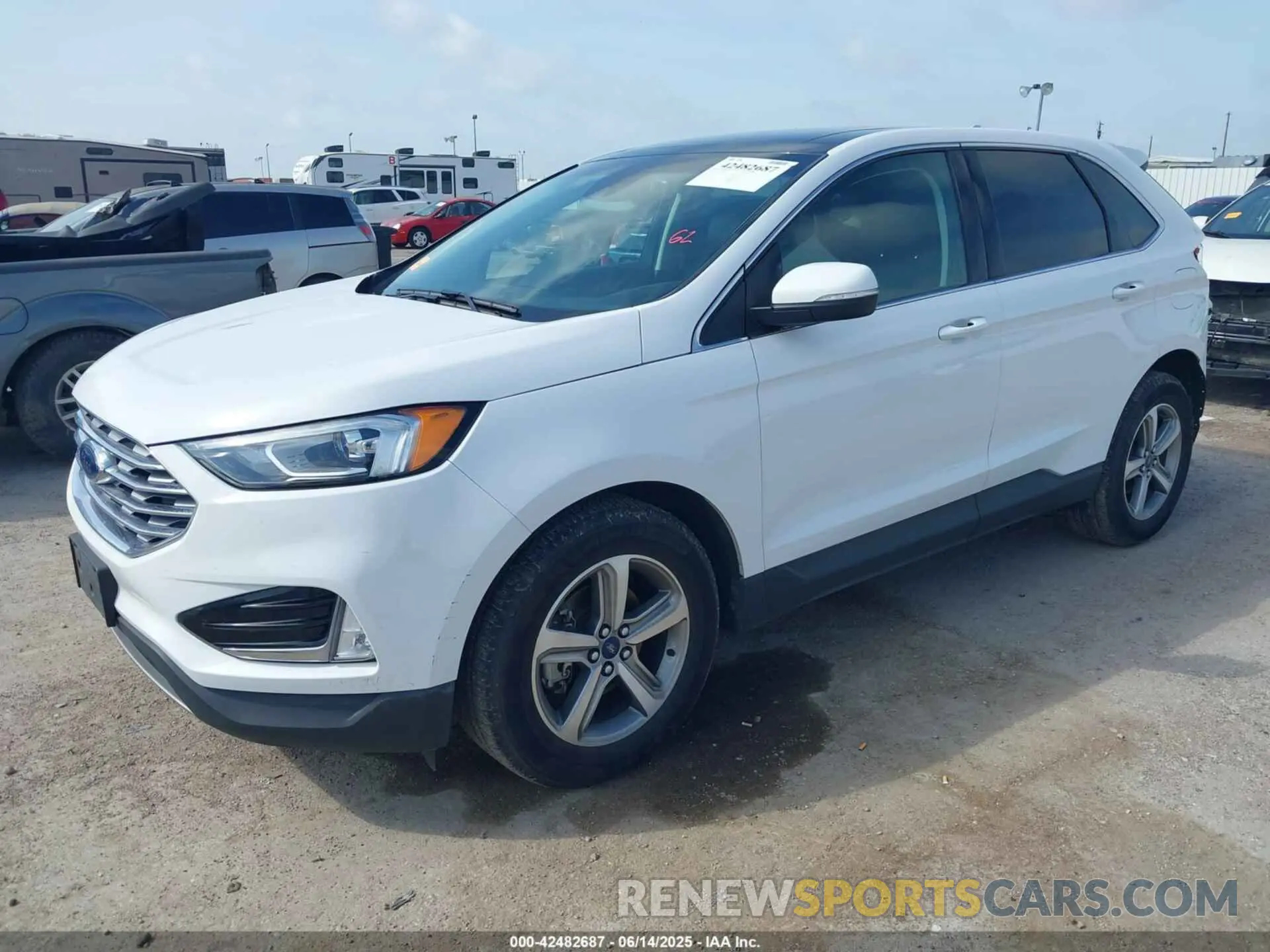 2 fotografías del automóvil dañado 2FMPK3J97KBC26735 FORD EDGE 2019