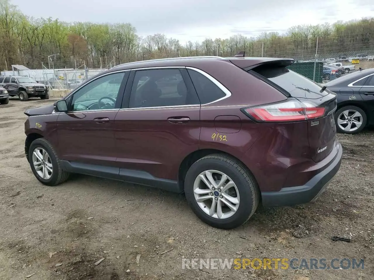 2 fotografías del automóvil dañado 2FMPK3J98KBB45260 FORD EDGE 2019