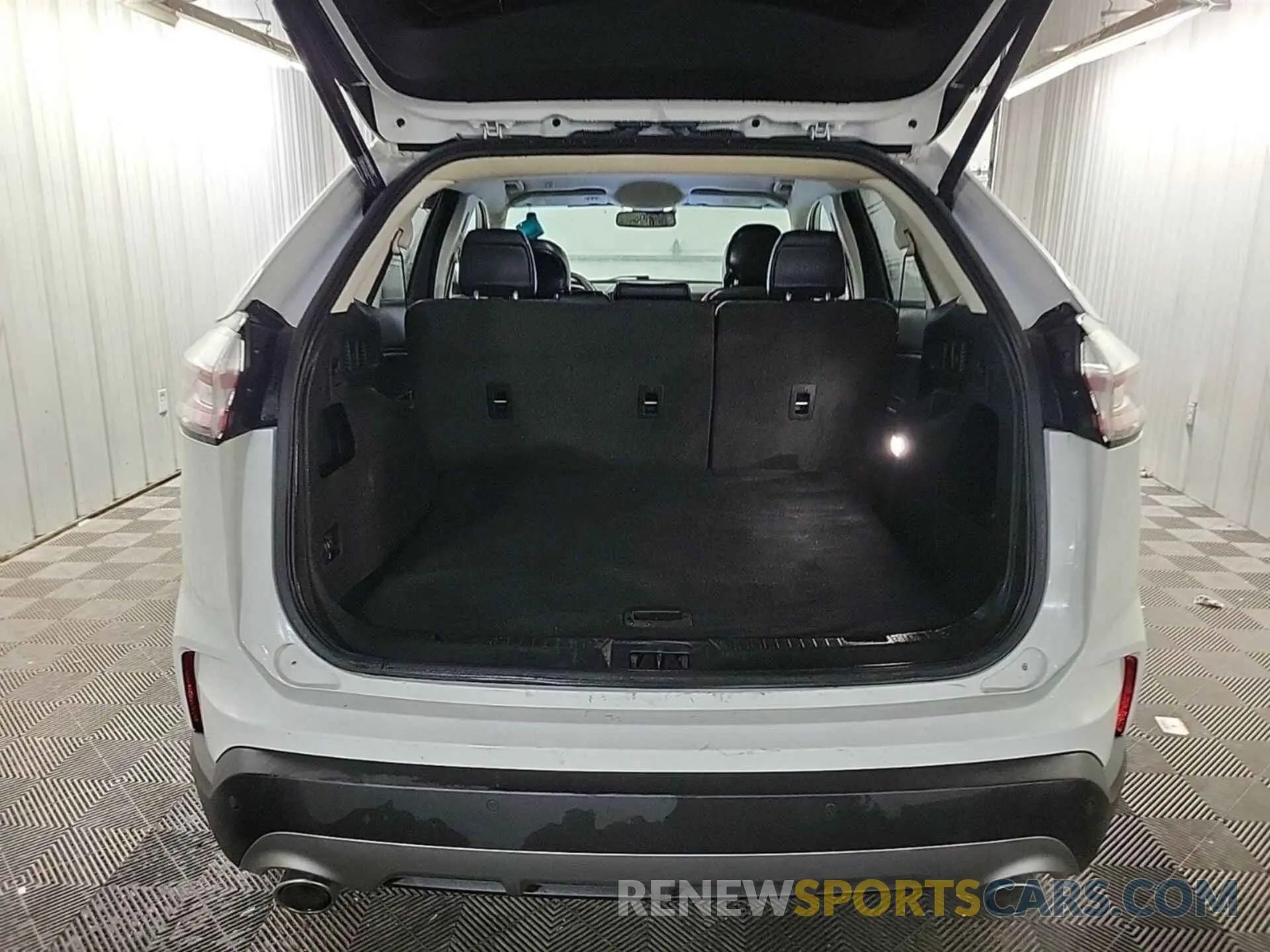 42 fotografías del automóvil dañado 2FMPK3J98KBC37758 FORD EDGE 2019