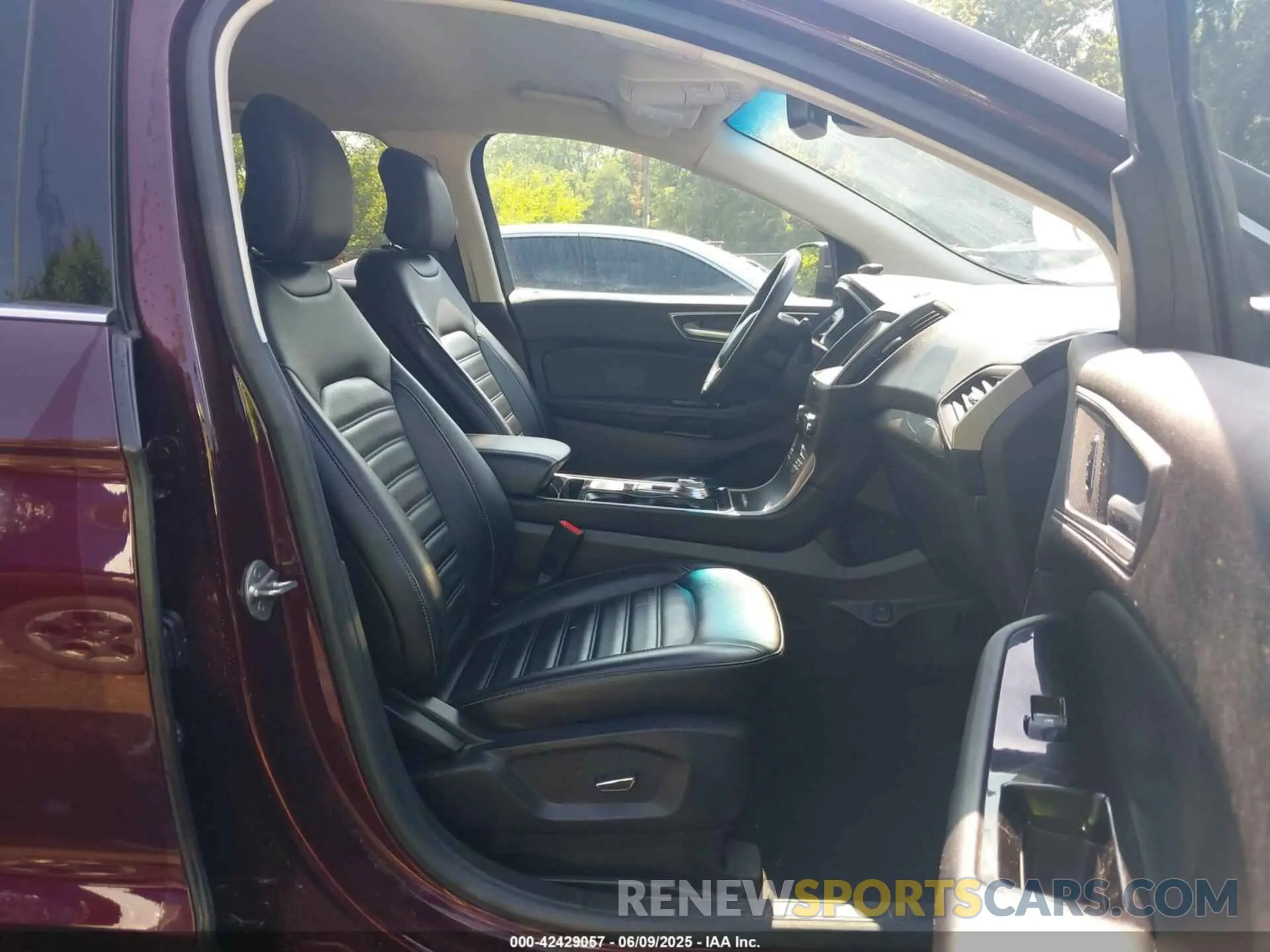 5 fotografías del automóvil dañado 2FMPK3J99KBB75996 FORD EDGE 2019