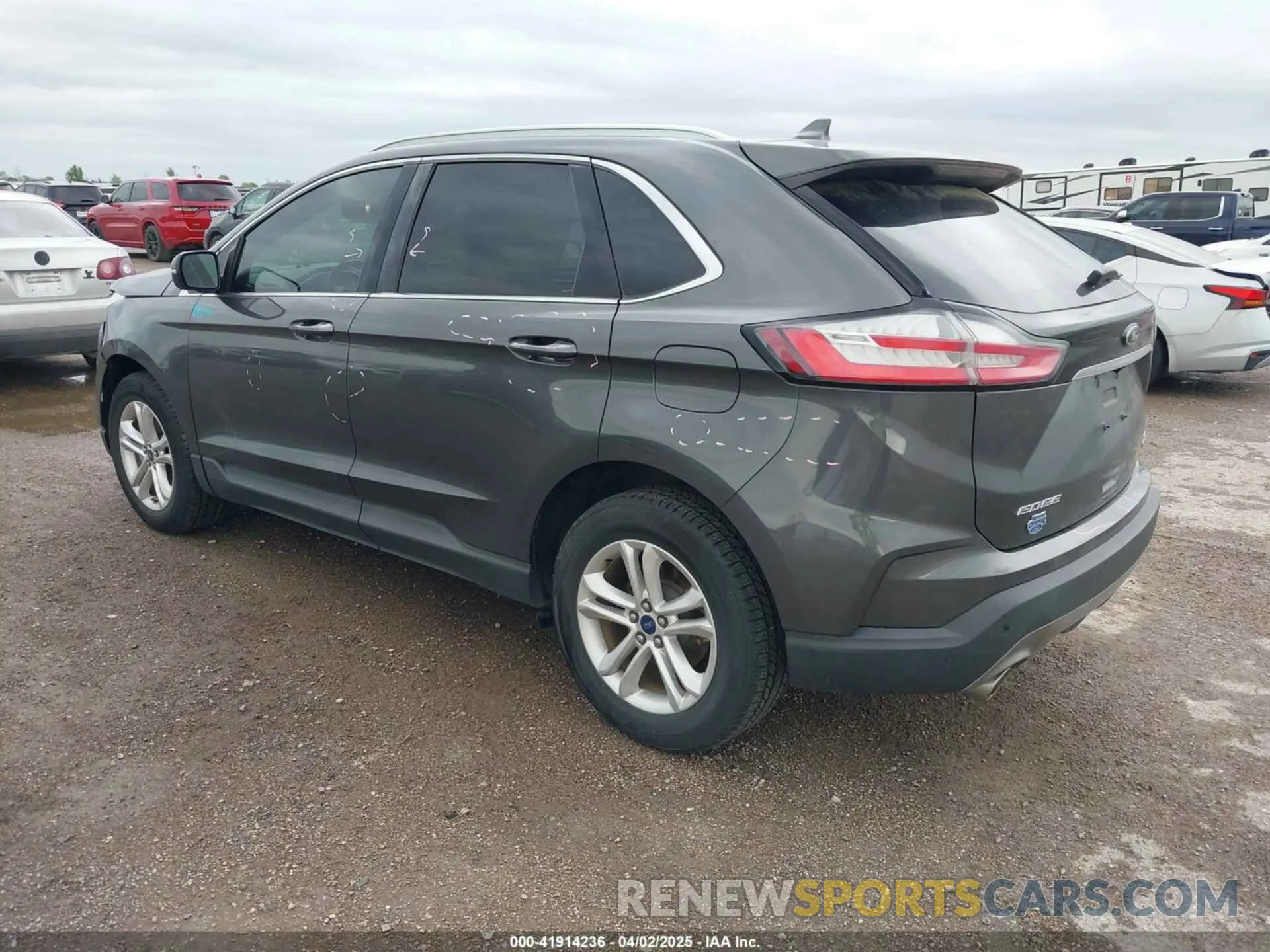 3 fotografías del automóvil dañado 2FMPK3J99KBC61602 FORD EDGE 2019