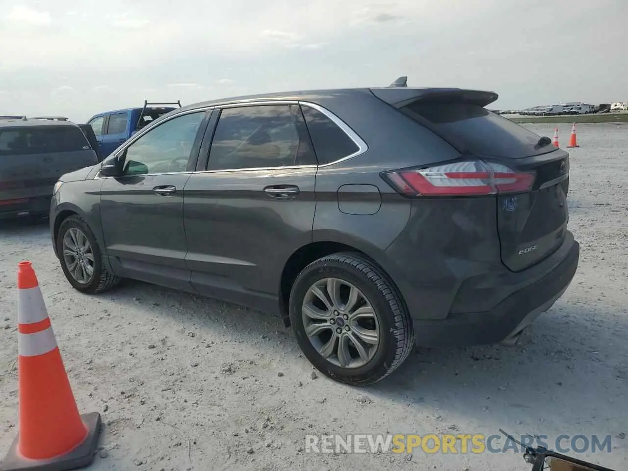2 fotografías del automóvil dañado 2FMPK3K96KBB56093 FORD EDGE 2019