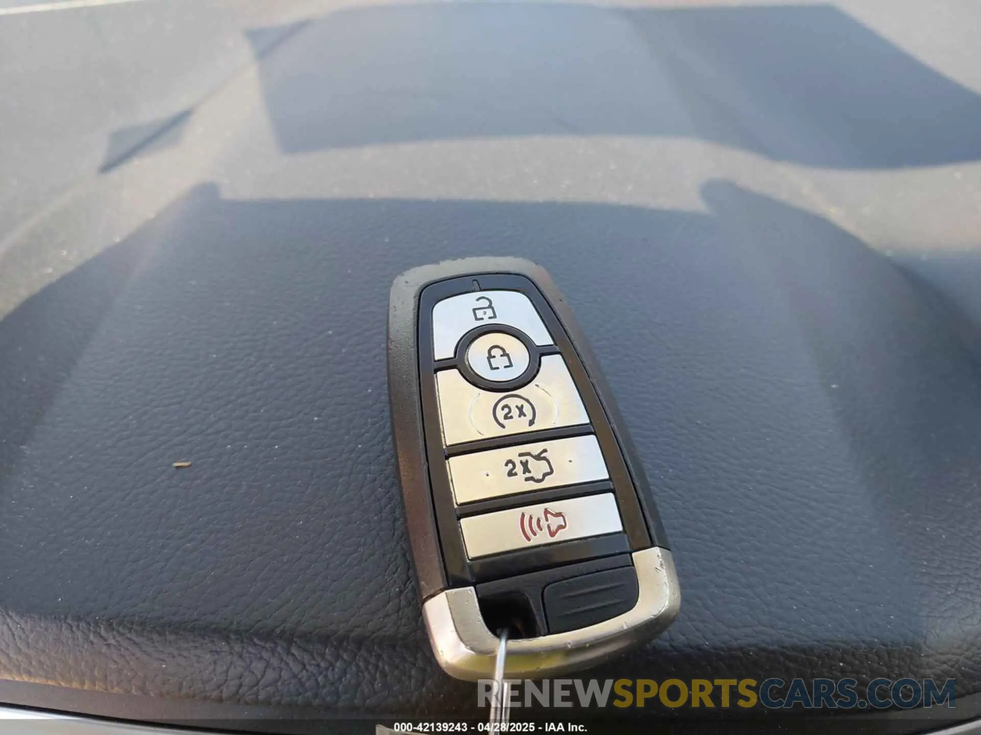 11 fotografías del automóvil dañado 2FMPK3K99KBB85281 FORD EDGE 2019