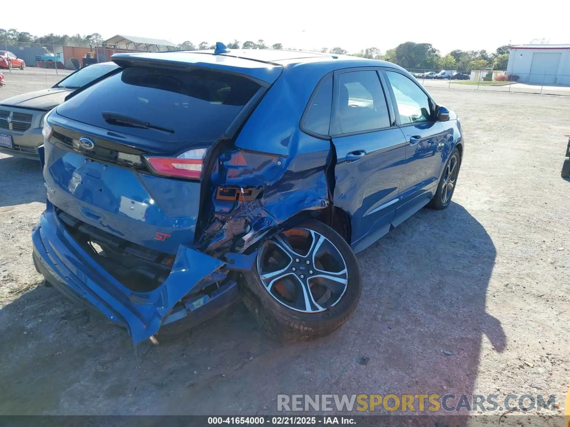 4 fotografías del automóvil dañado 2FMPK4AP0KBB04514 FORD EDGE 2019