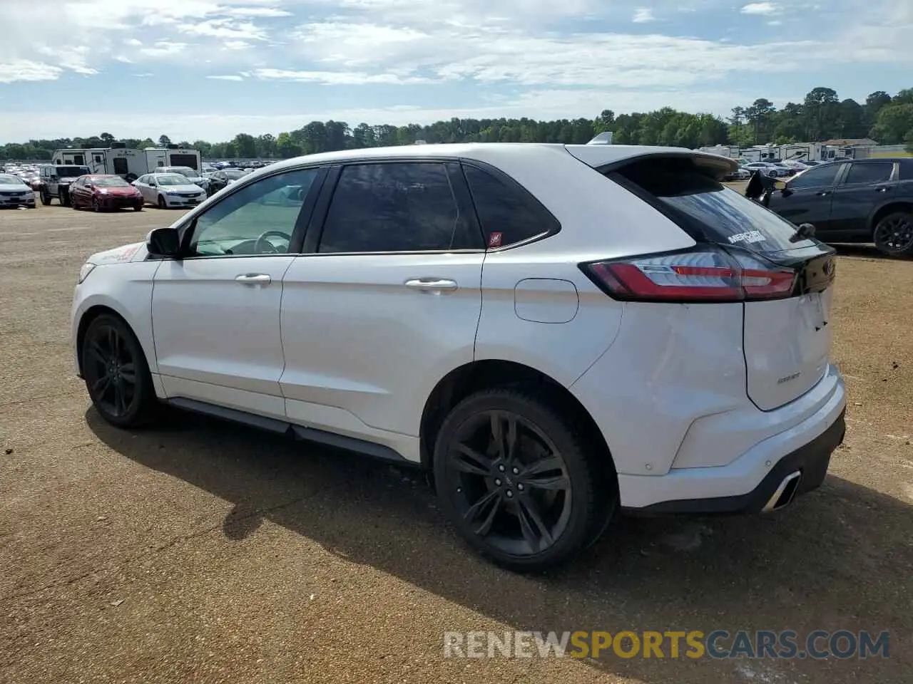 2 fotografías del automóvil dañado 2FMPK4AP4KBC35719 FORD EDGE 2019