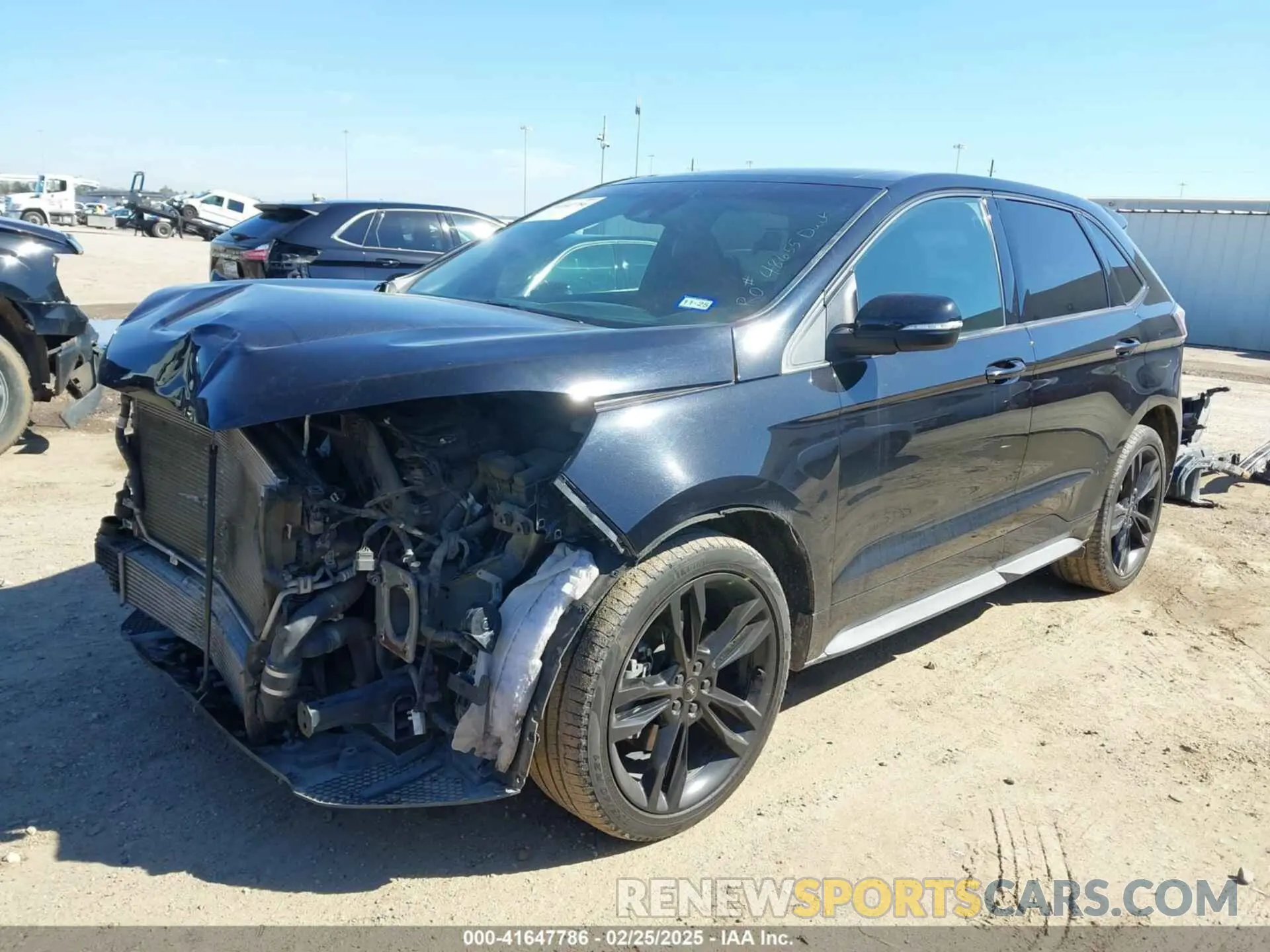 2 fotografías del automóvil dañado 2FMPK4AP6KBB04646 FORD EDGE 2019
