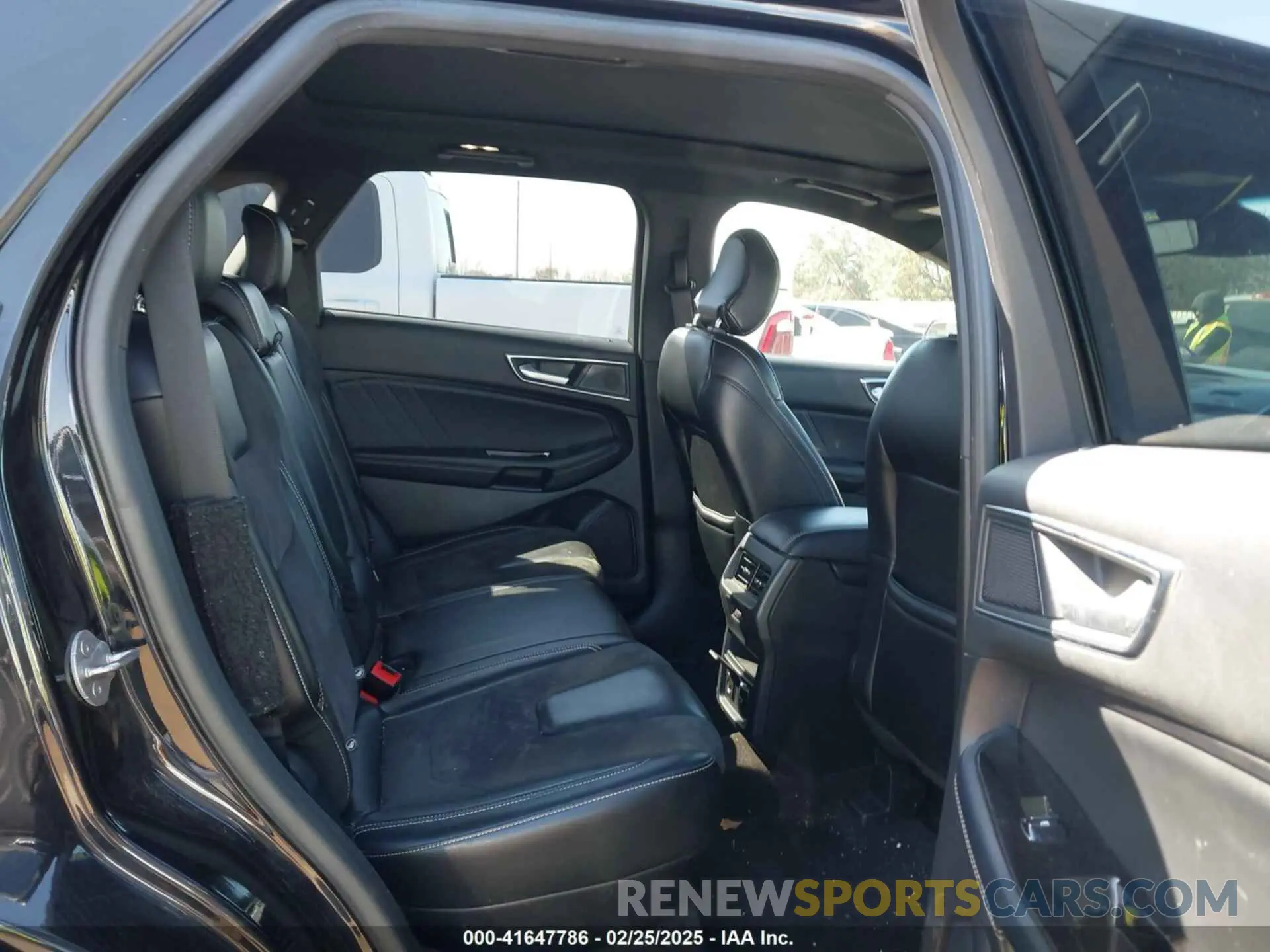 8 fotografías del automóvil dañado 2FMPK4AP6KBB04646 FORD EDGE 2019