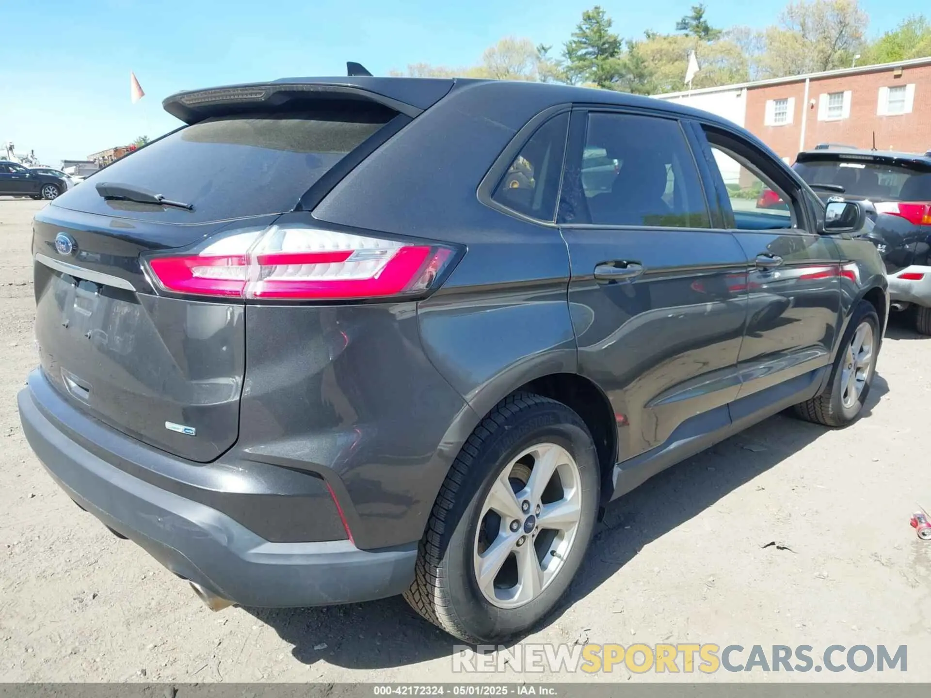 4 fotografías del automóvil dañado 2FMPK4G90KBB30801 FORD EDGE 2019