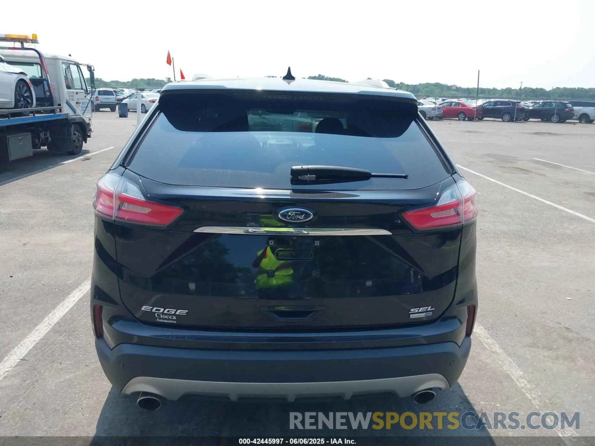 16 fotografías del automóvil dañado 2FMPK4J91KBC31547 FORD EDGE 2019