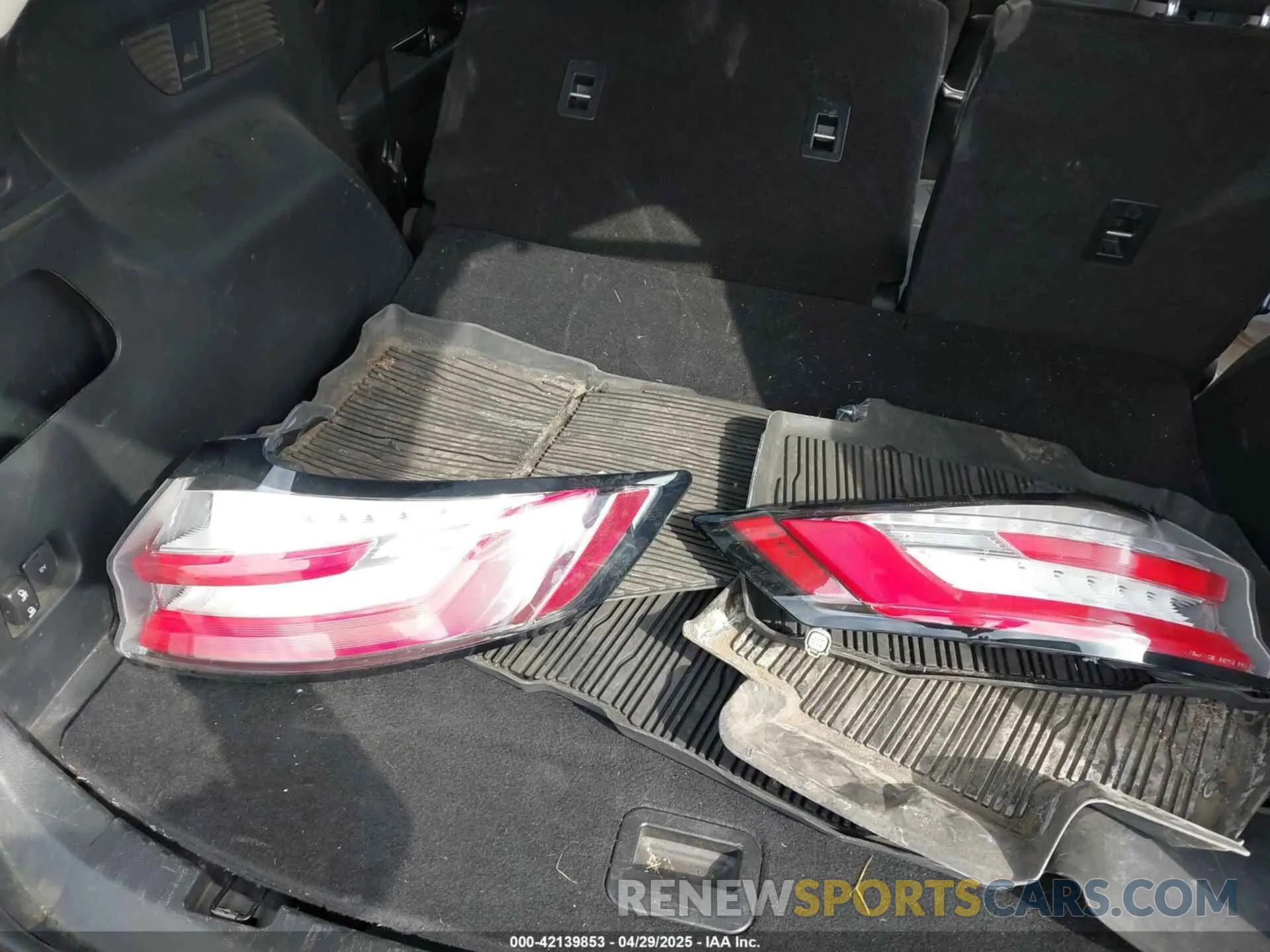 18 fotografías del automóvil dañado 2FMPK4J92KBC60085 FORD EDGE 2019