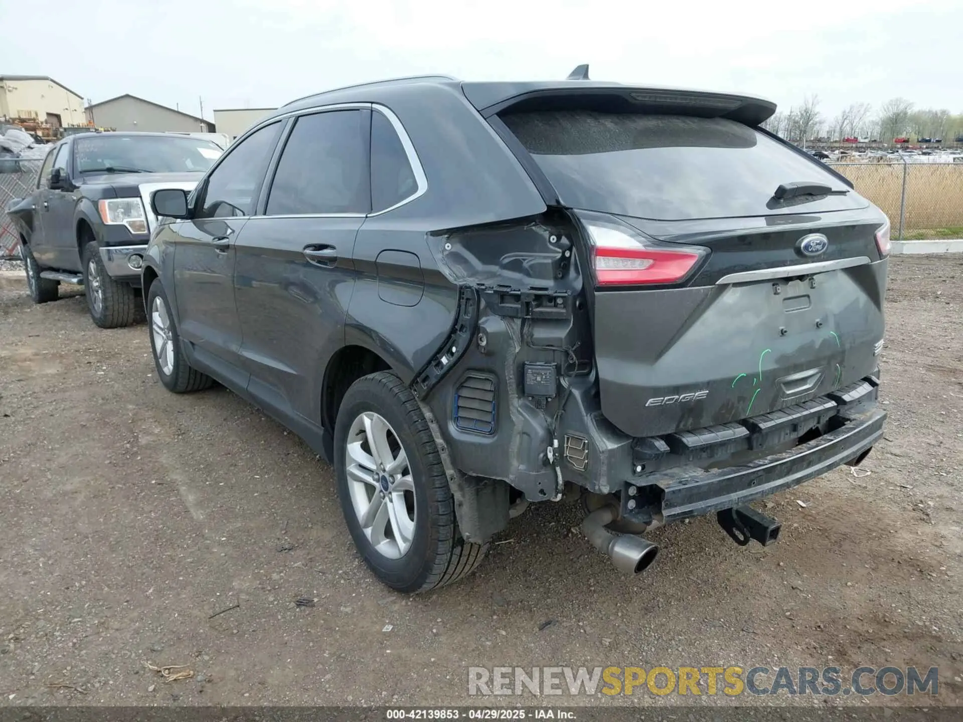 3 fotografías del automóvil dañado 2FMPK4J92KBC60085 FORD EDGE 2019