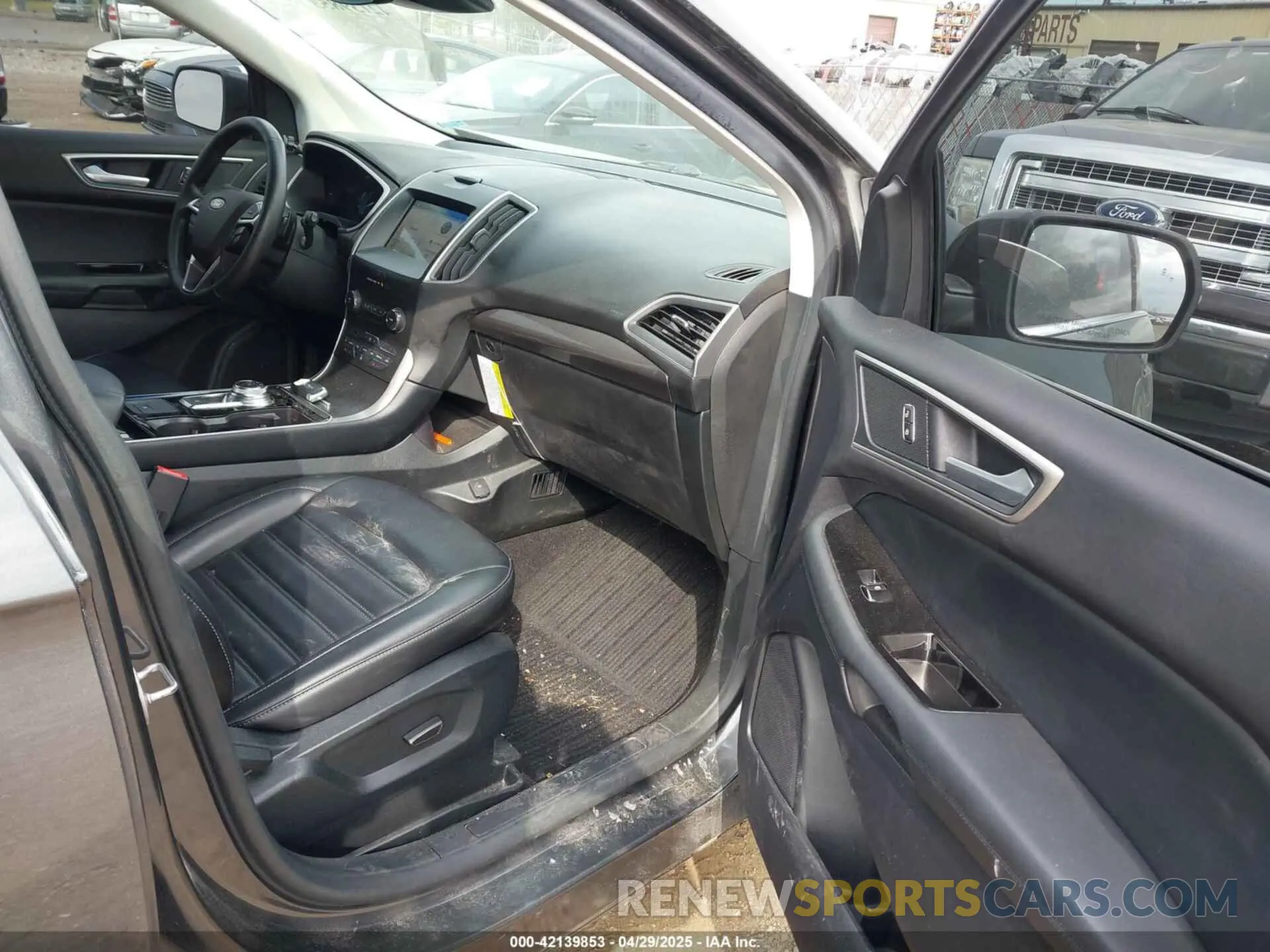 5 fotografías del automóvil dañado 2FMPK4J92KBC60085 FORD EDGE 2019