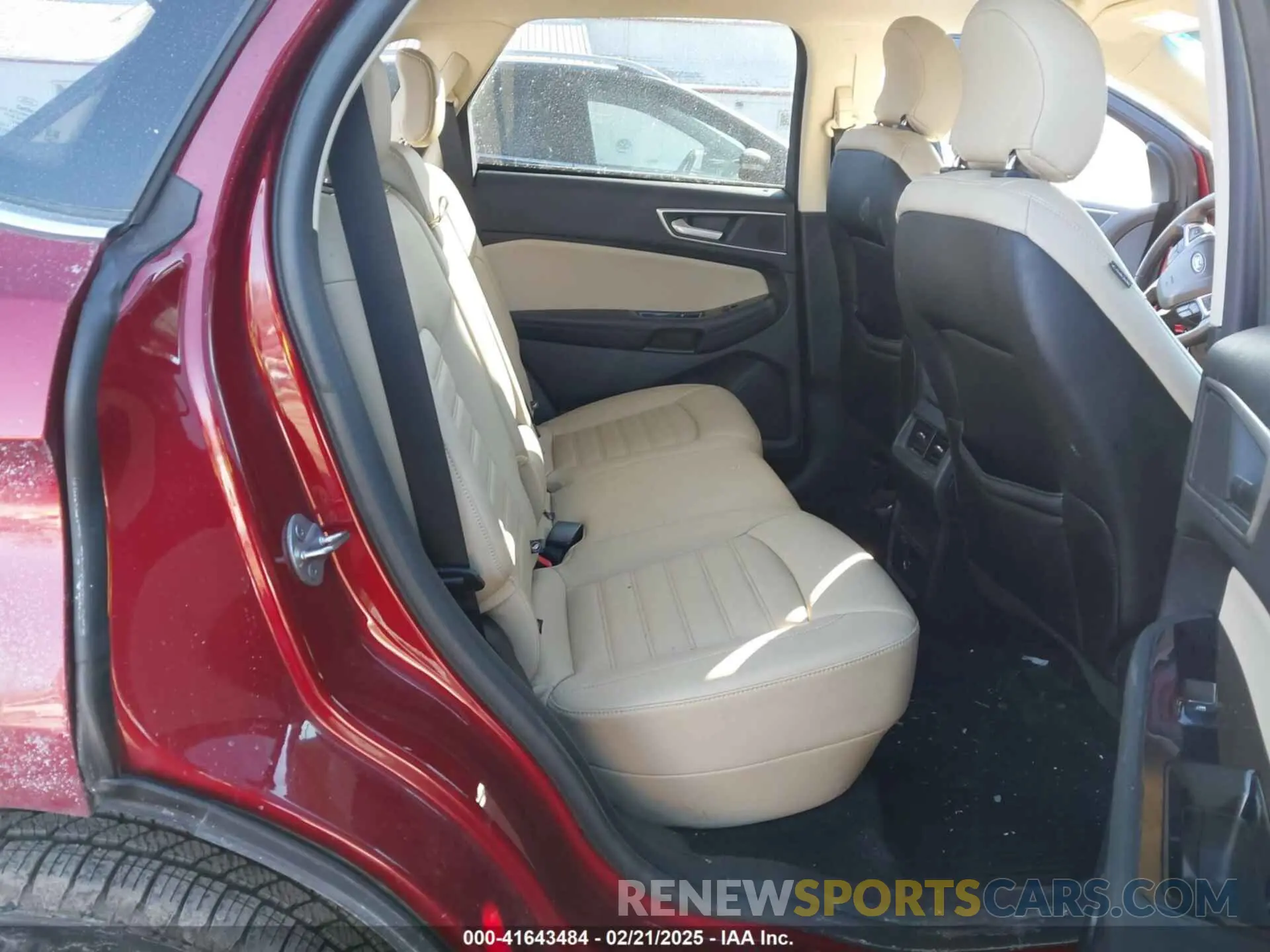 8 fotografías del automóvil dañado 2FMPK4J93KBB48220 FORD EDGE 2019