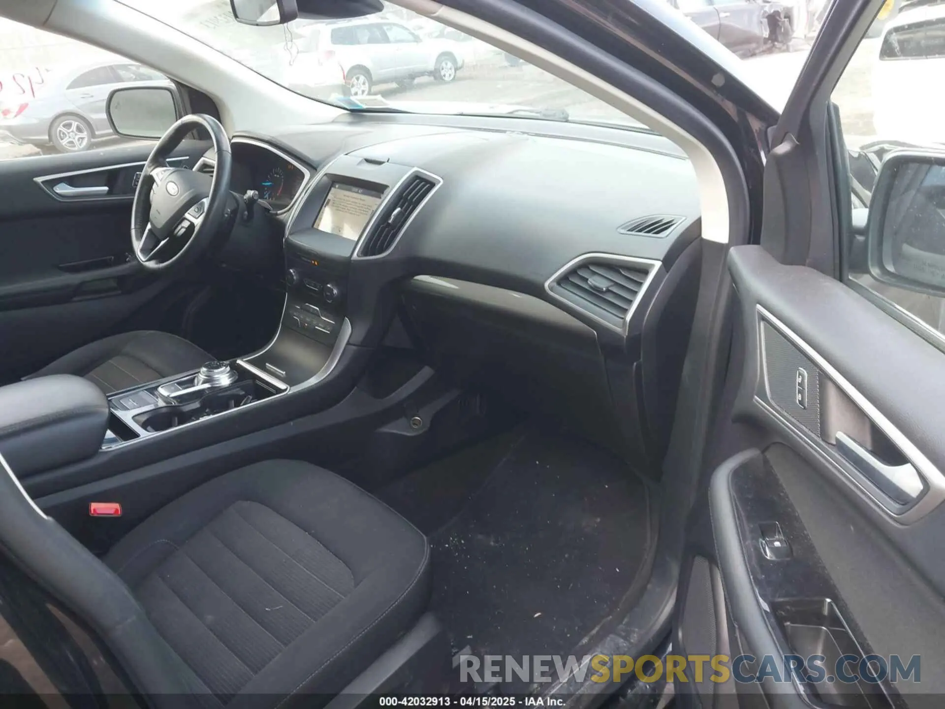 5 fotografías del automóvil dañado 2FMPK4J93KBB66345 FORD EDGE 2019