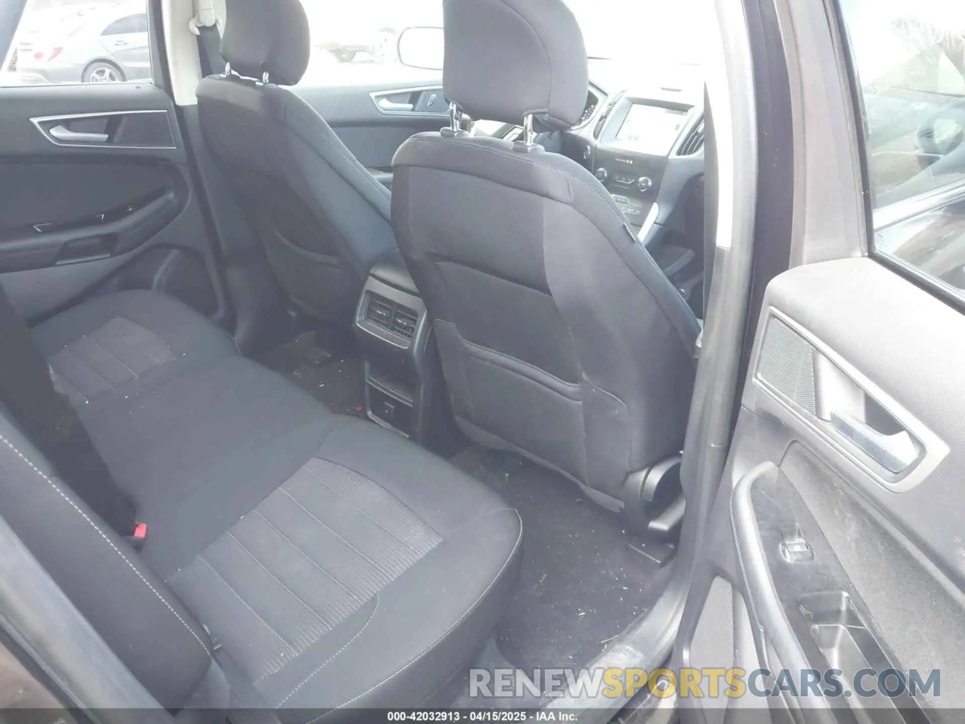 8 fotografías del automóvil dañado 2FMPK4J93KBB66345 FORD EDGE 2019