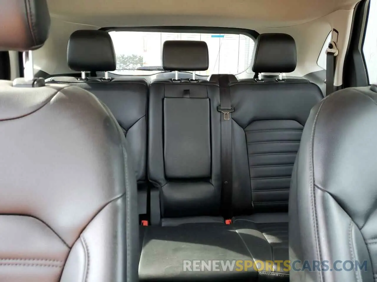 10 fotografías del automóvil dañado 2FMPK4J94KBC40808 FORD EDGE 2019