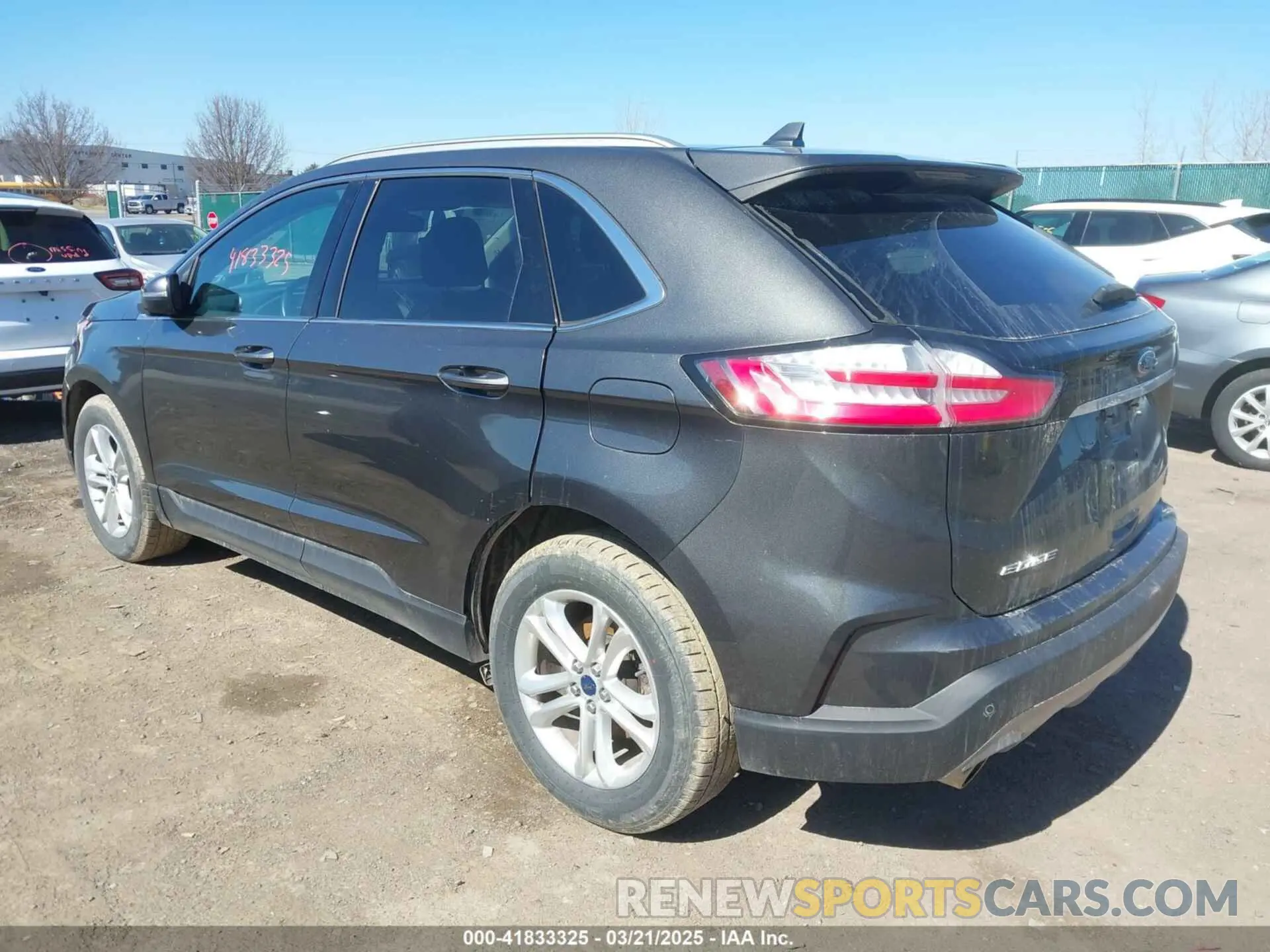 3 fotografías del automóvil dañado 2FMPK4J95KBB73037 FORD EDGE 2019