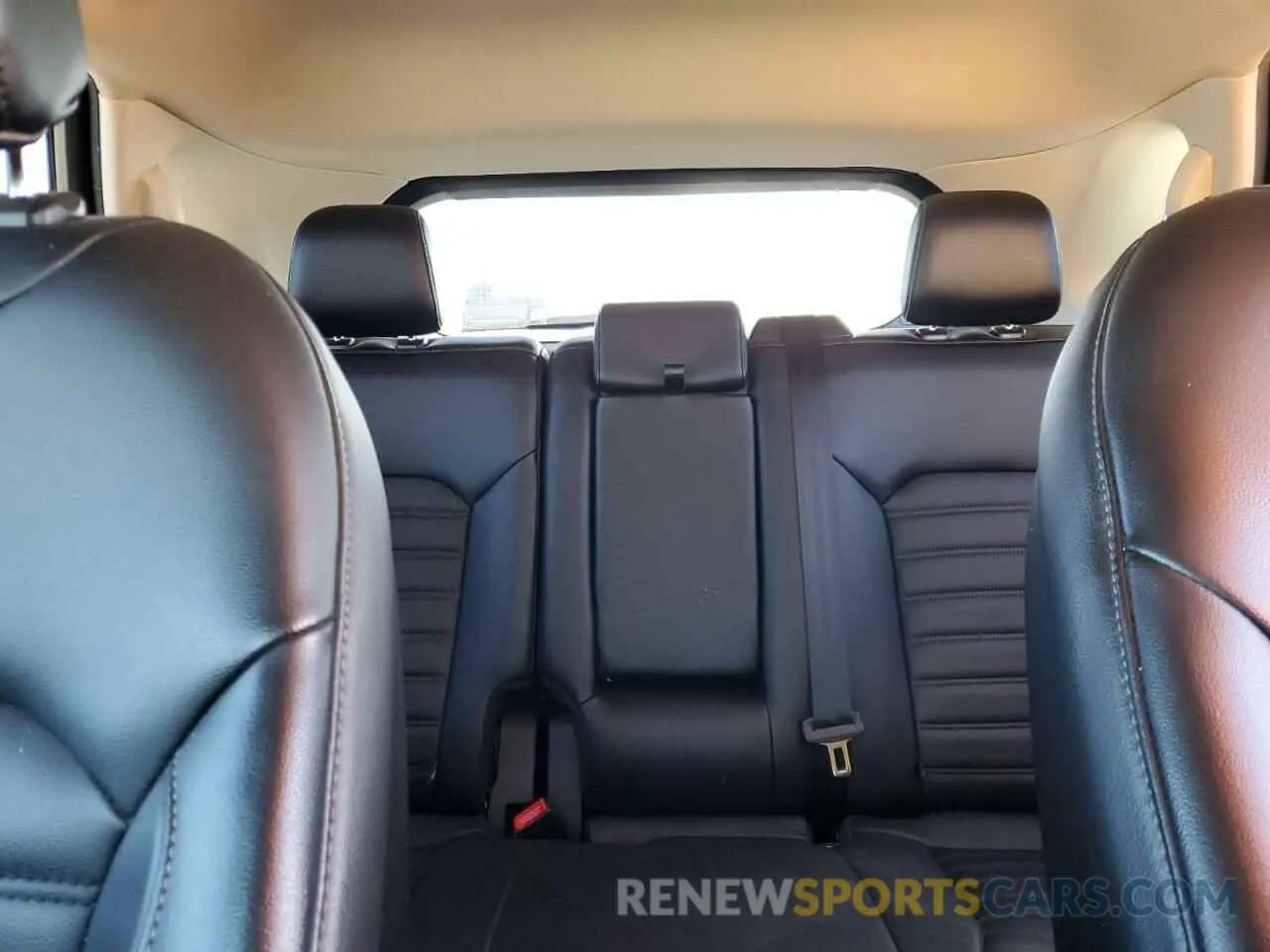 10 fotografías del automóvil dañado 2FMPK4J99KBB47590 FORD EDGE 2019
