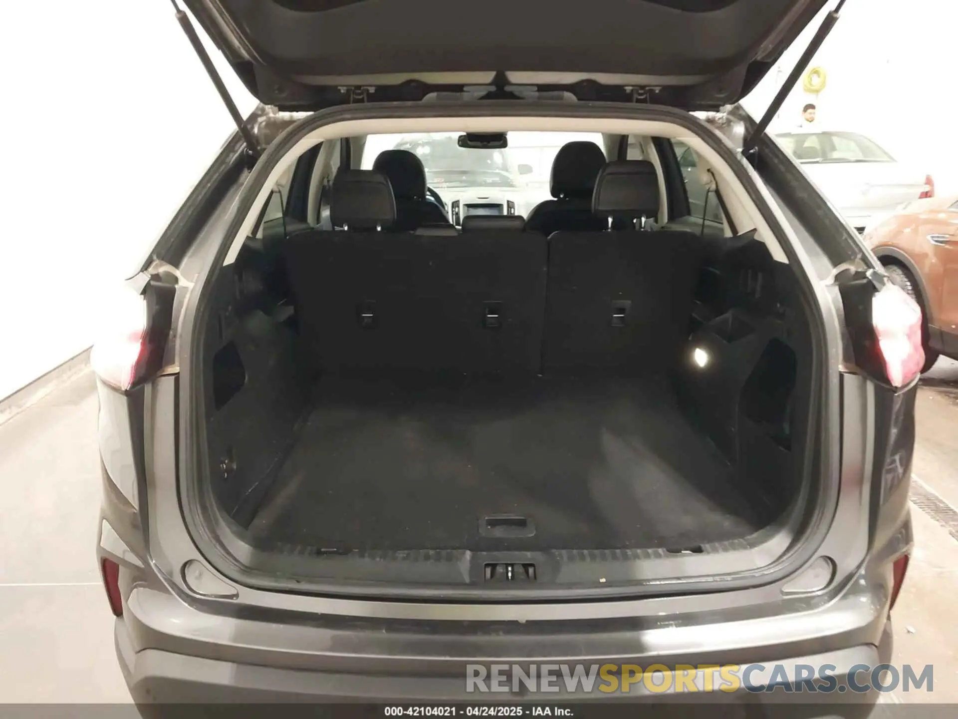 17 fotografías del automóvil dañado 2FMPK4J99KBB69279 FORD EDGE 2019