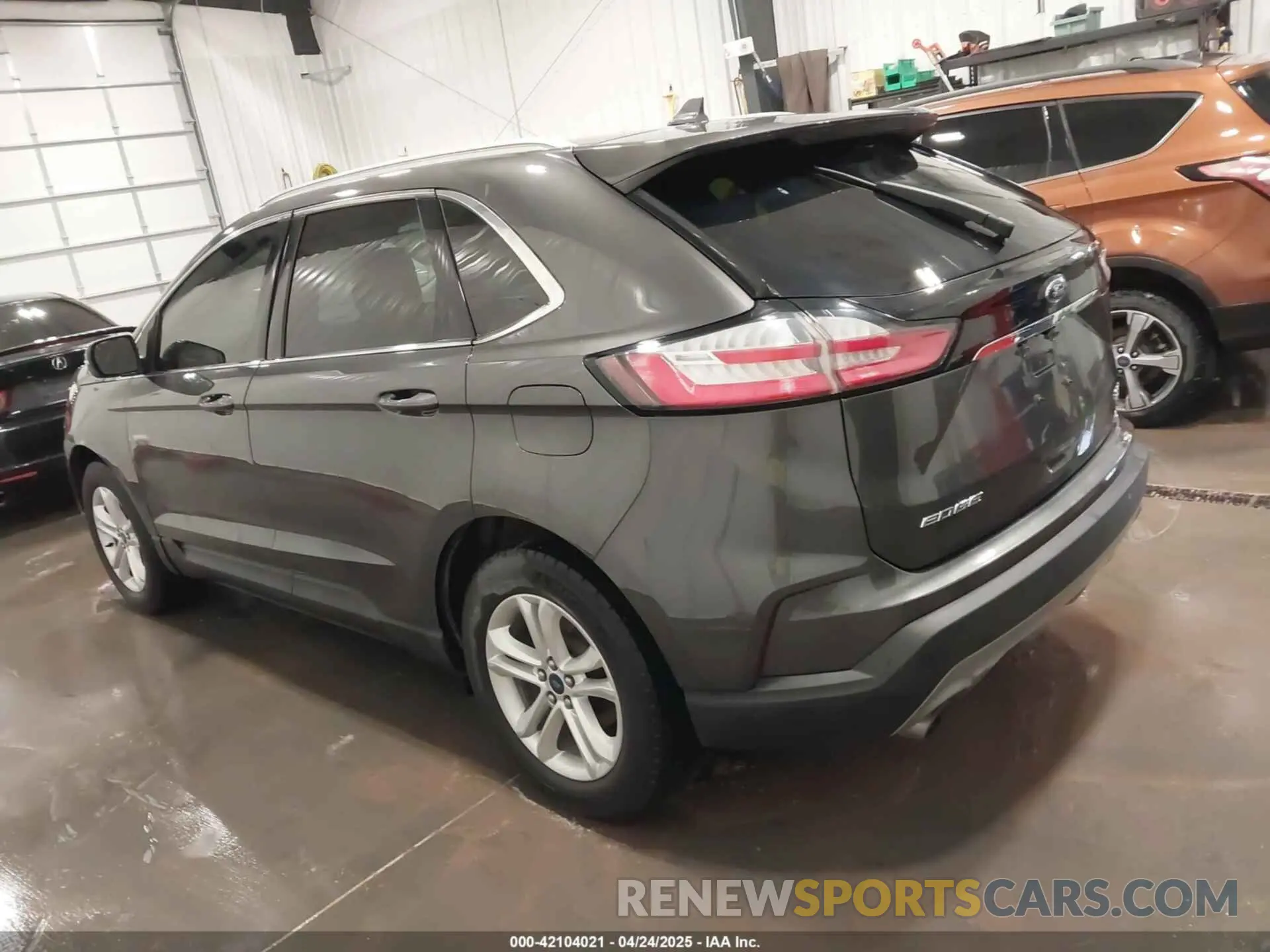 3 fotografías del automóvil dañado 2FMPK4J99KBB69279 FORD EDGE 2019