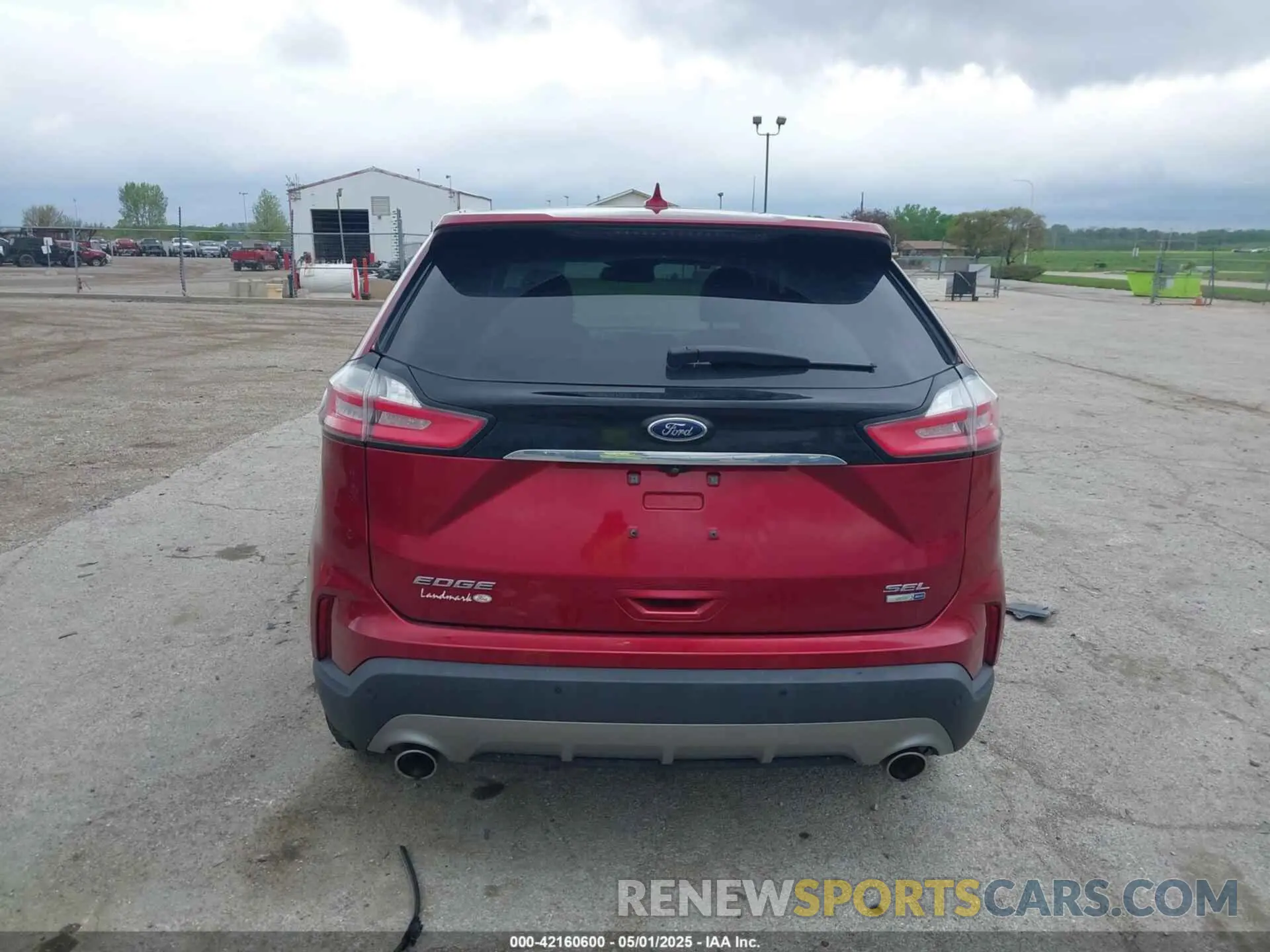 17 fotografías del automóvil dañado 2FMPK4J9XKBC05674 FORD EDGE 2019