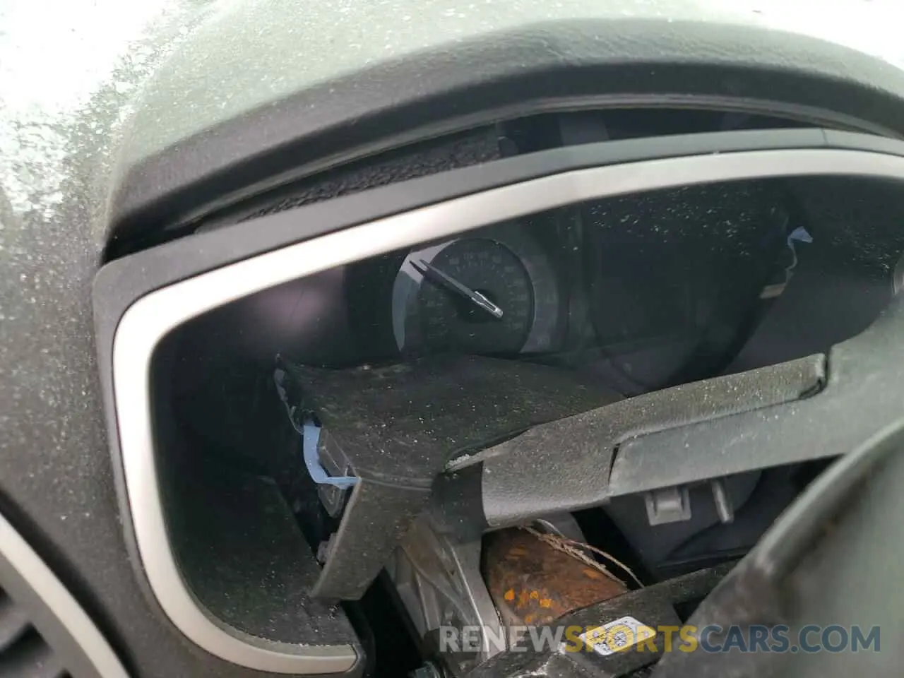 9 fotografías del automóvil dañado 2FMPK4J9XKBC64000 FORD EDGE 2019