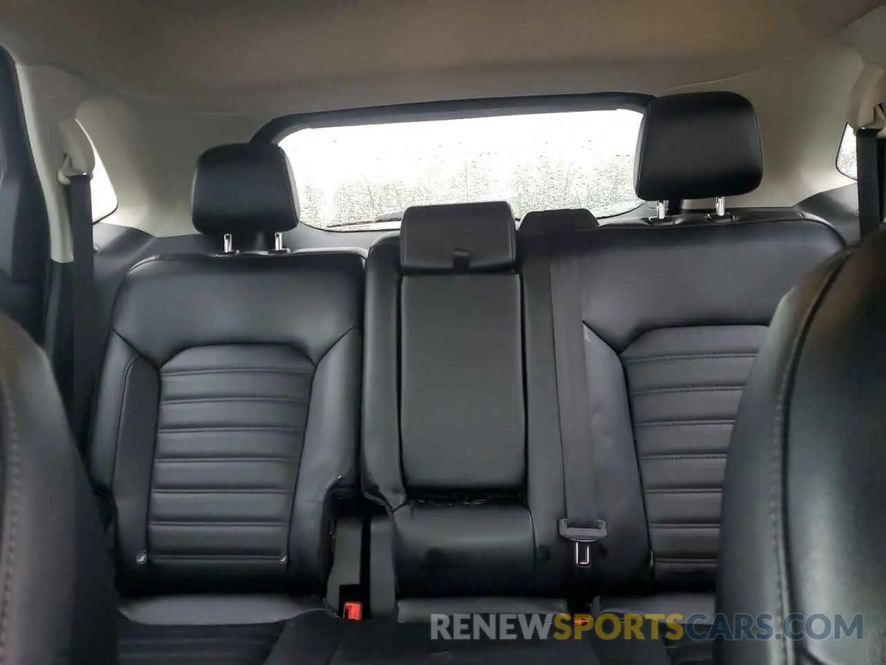 10 fotografías del automóvil dañado 2FMPK4J9XKBC67527 FORD EDGE 2019