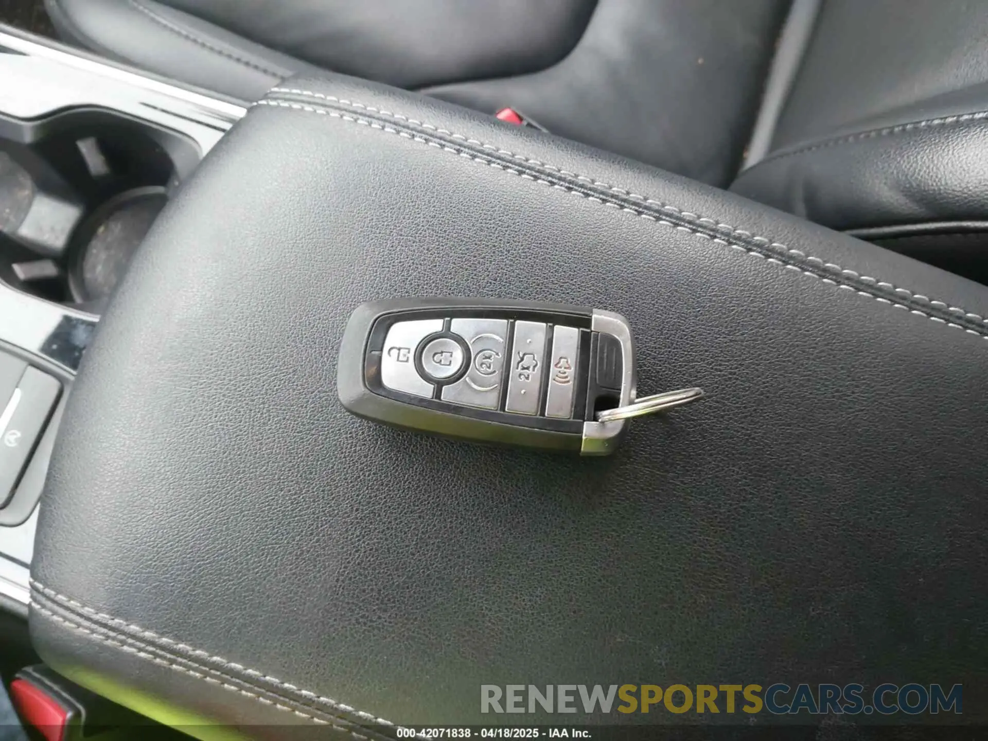 11 fotografías del automóvil dañado 2FMPK4K94KBB63095 FORD EDGE 2019