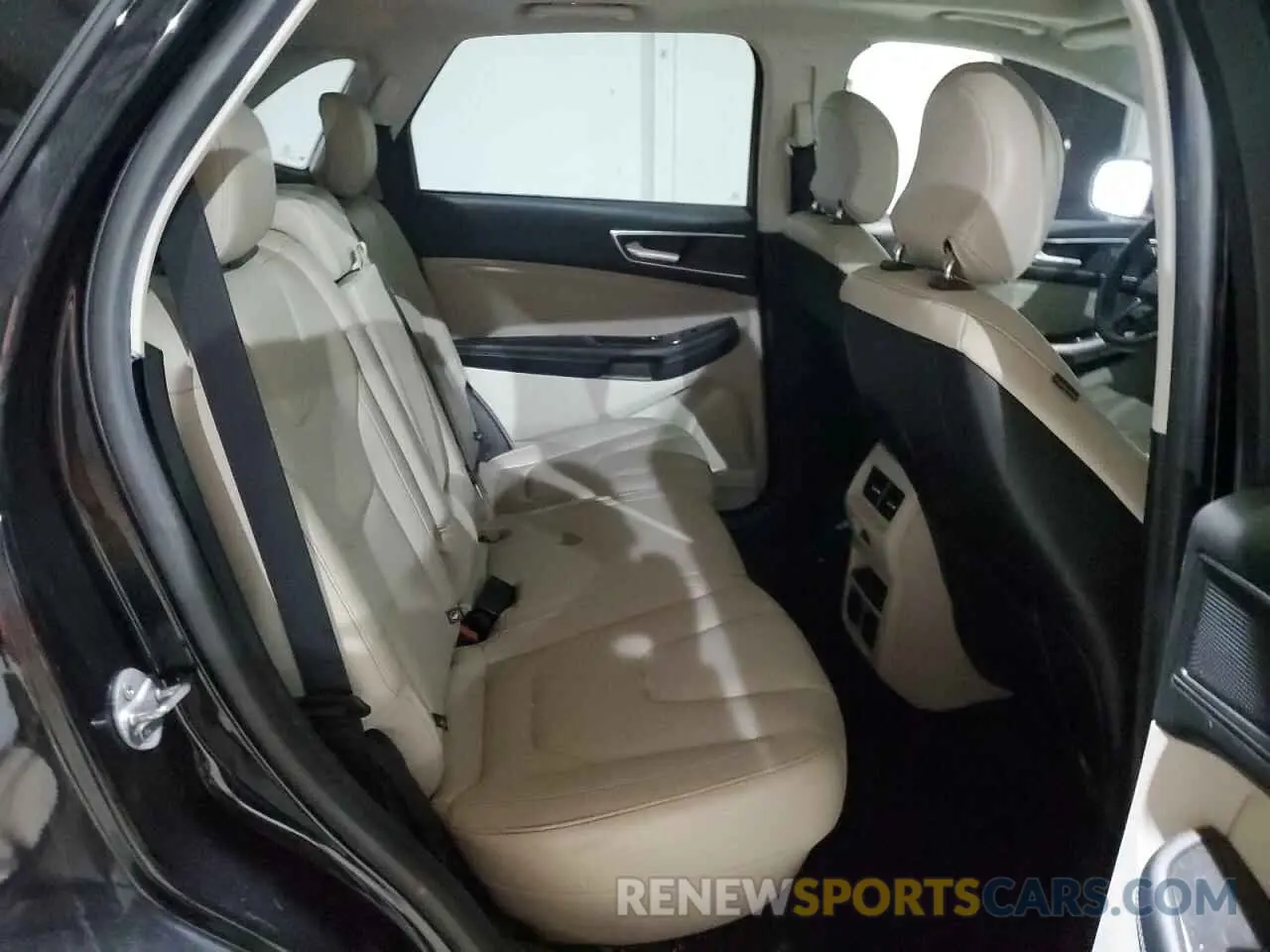 10 fotografías del automóvil dañado 2FMPK4K96KBB27103 FORD EDGE 2019