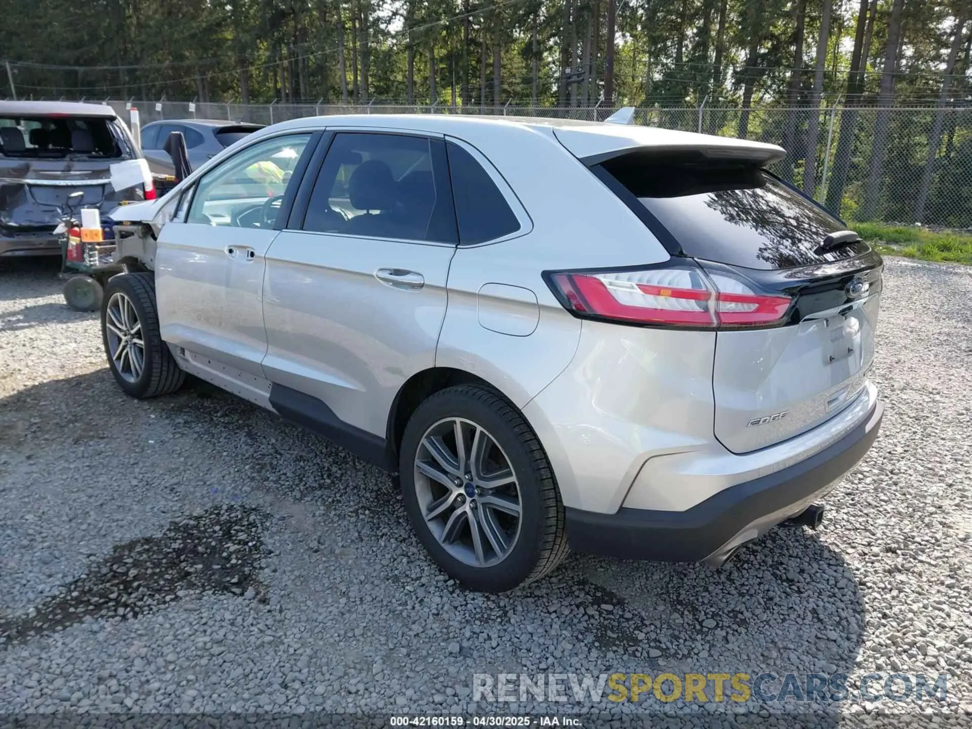 3 fotografías del automóvil dañado 2FMPK4K9XKBB62078 FORD EDGE 2019