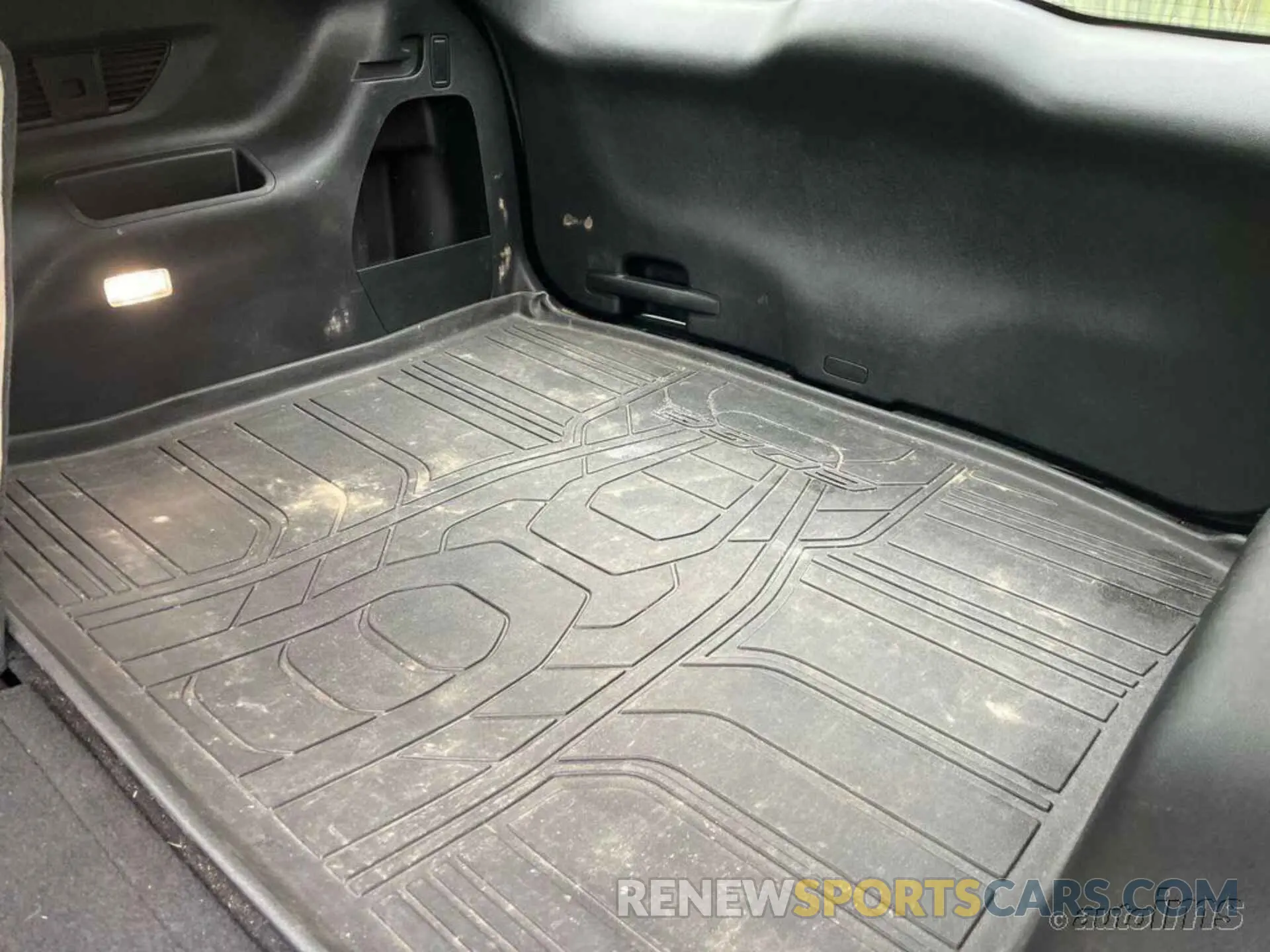 9 fotografías del automóvil dañado 2FMPK3J92LBA90466 FORD EDGE 2020