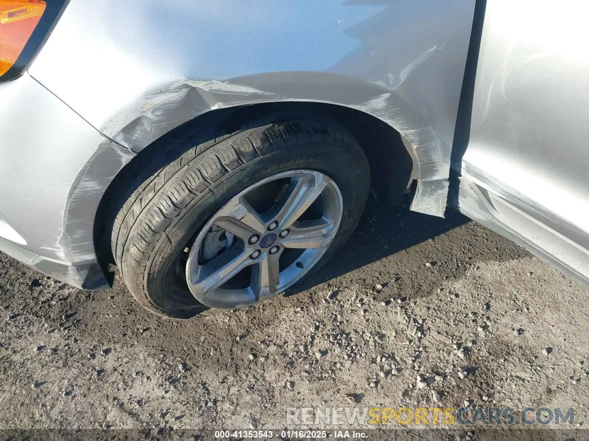 6 fotografías del automóvil dañado 2FMPK3J93LBA70324 FORD EDGE 2020