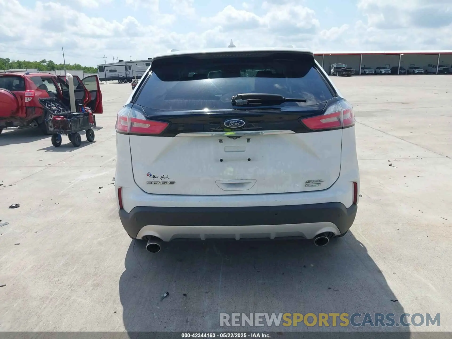 16 fotografías del automóvil dañado 2FMPK3J9XLBA28782 FORD EDGE 2020