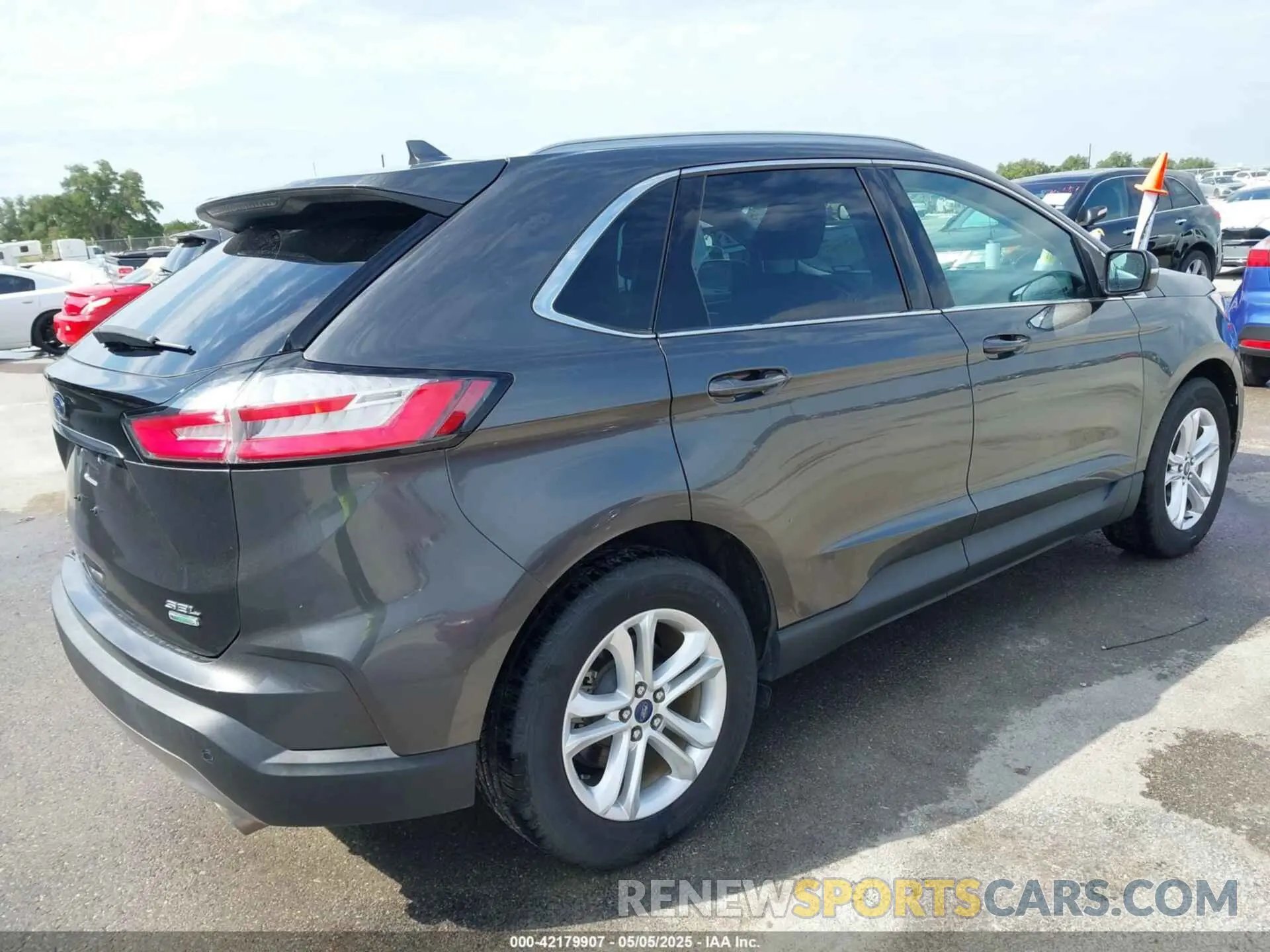4 fotografías del automóvil dañado 2FMPK3J9XLBA54556 FORD EDGE 2020