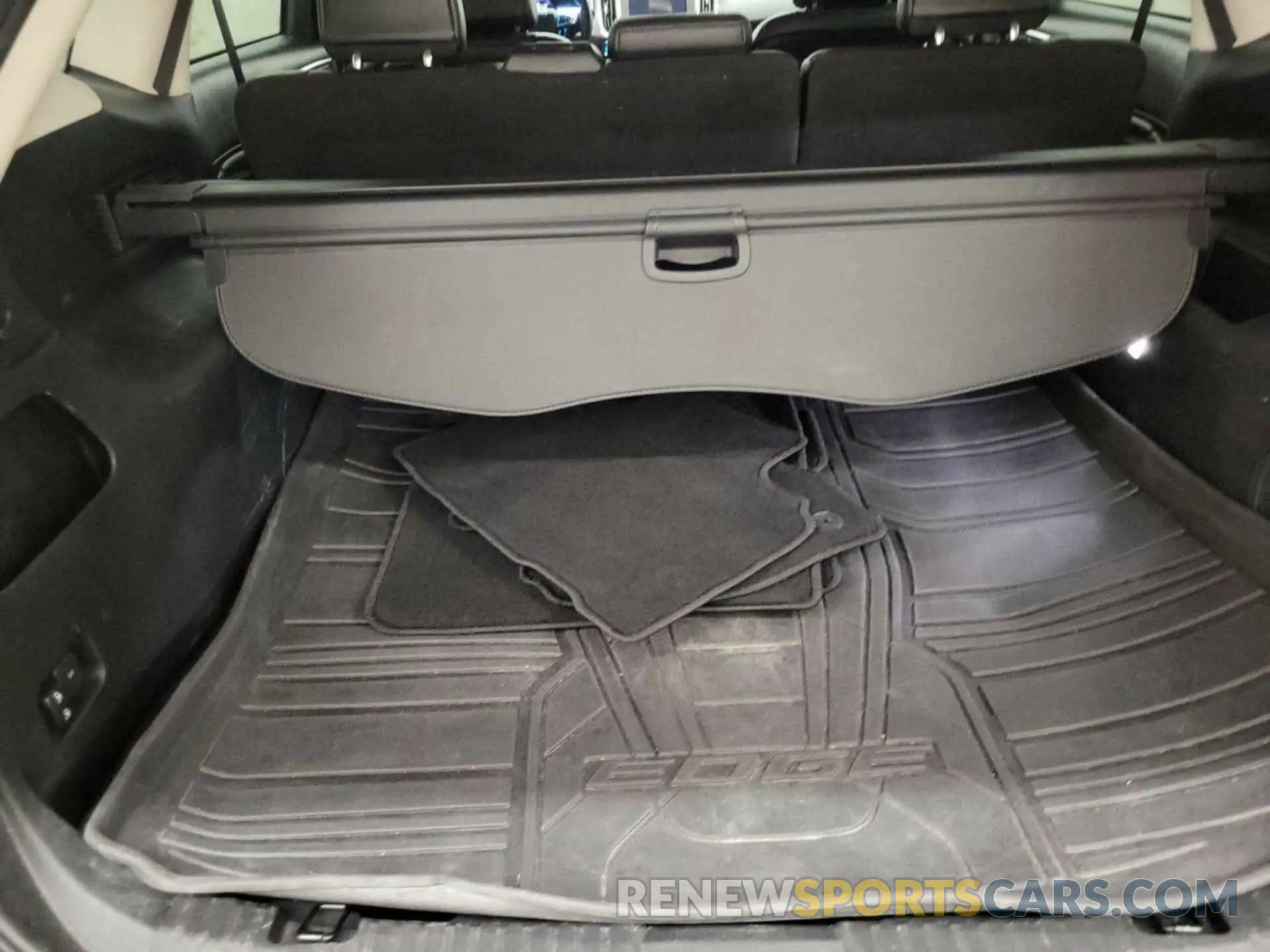 17 fotografías del automóvil dañado 2FMPK3K9XLBA61019 FORD EDGE 2020