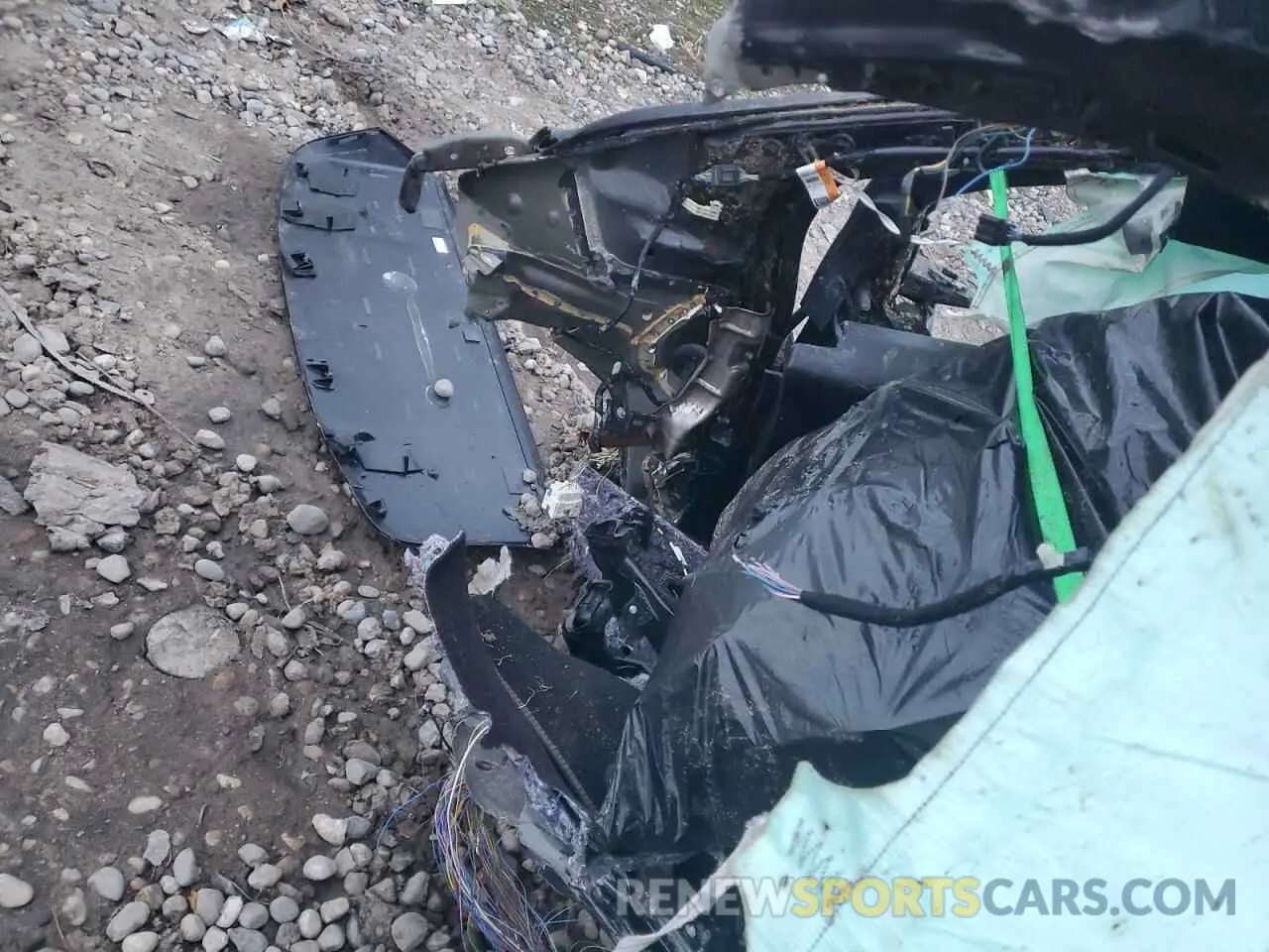 8 fotografías del automóvil dañado 2FMPK4AP6LBB14594 FORD EDGE 2020