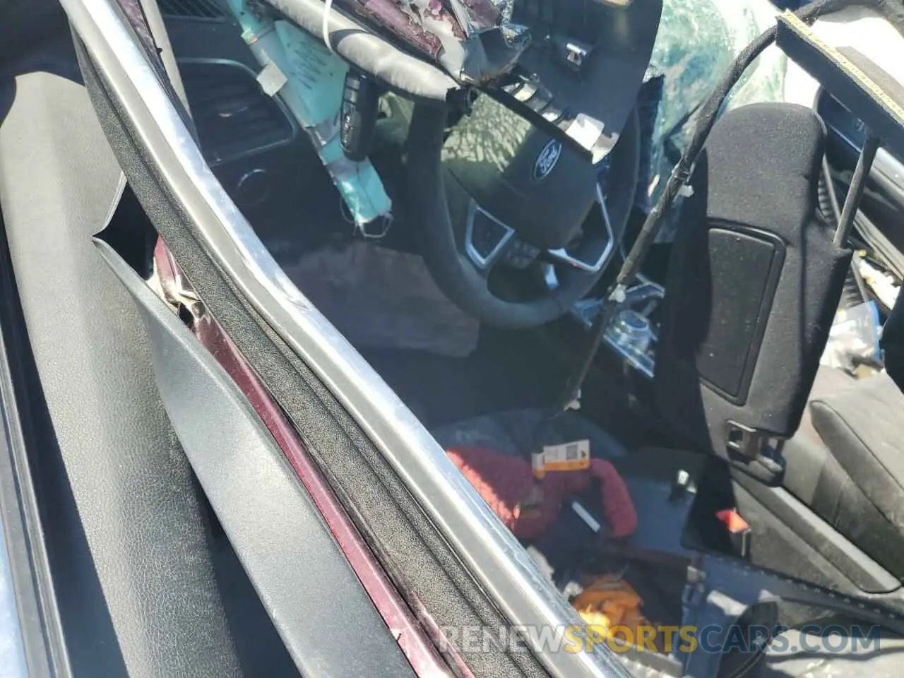 8 fotografías del automóvil dañado 2FMPK4K93LBA11617 FORD EDGE 2020